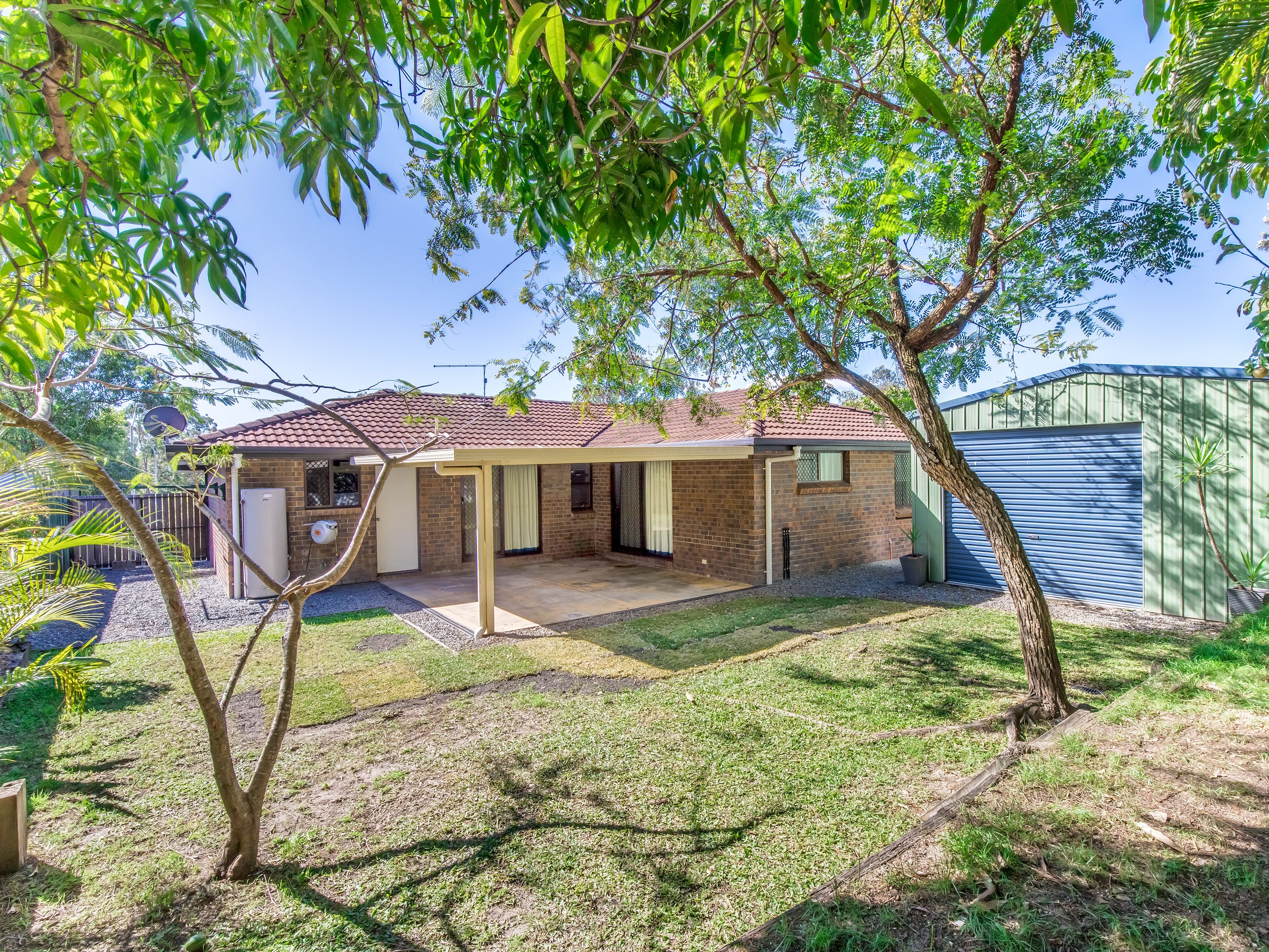 82 Alexander Drive, Highland Park, QLD 4211