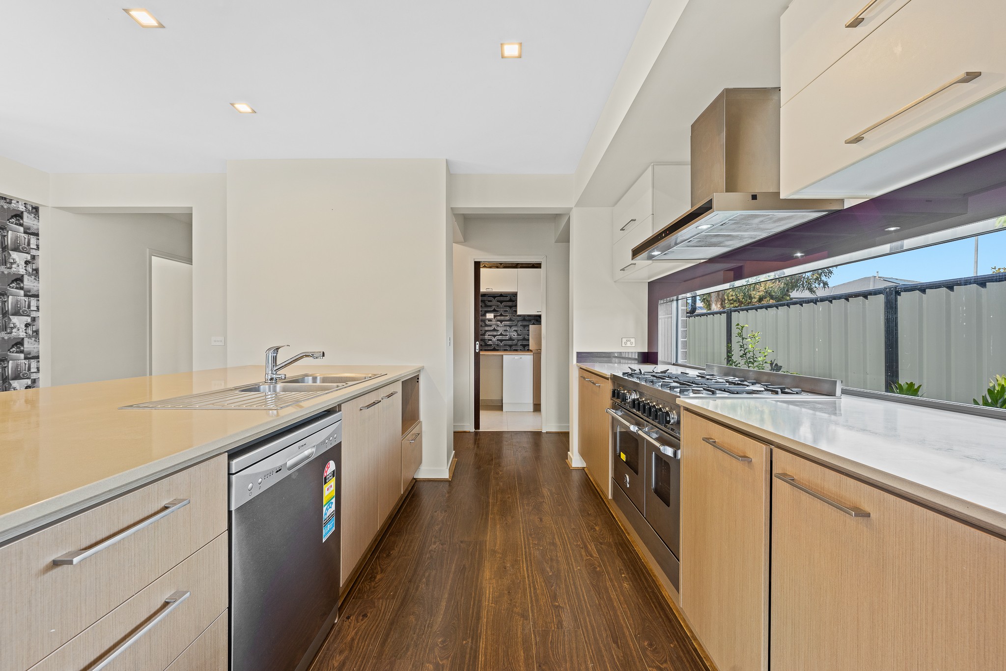 8 Chorley Lane, Clyde North, VIC 3978