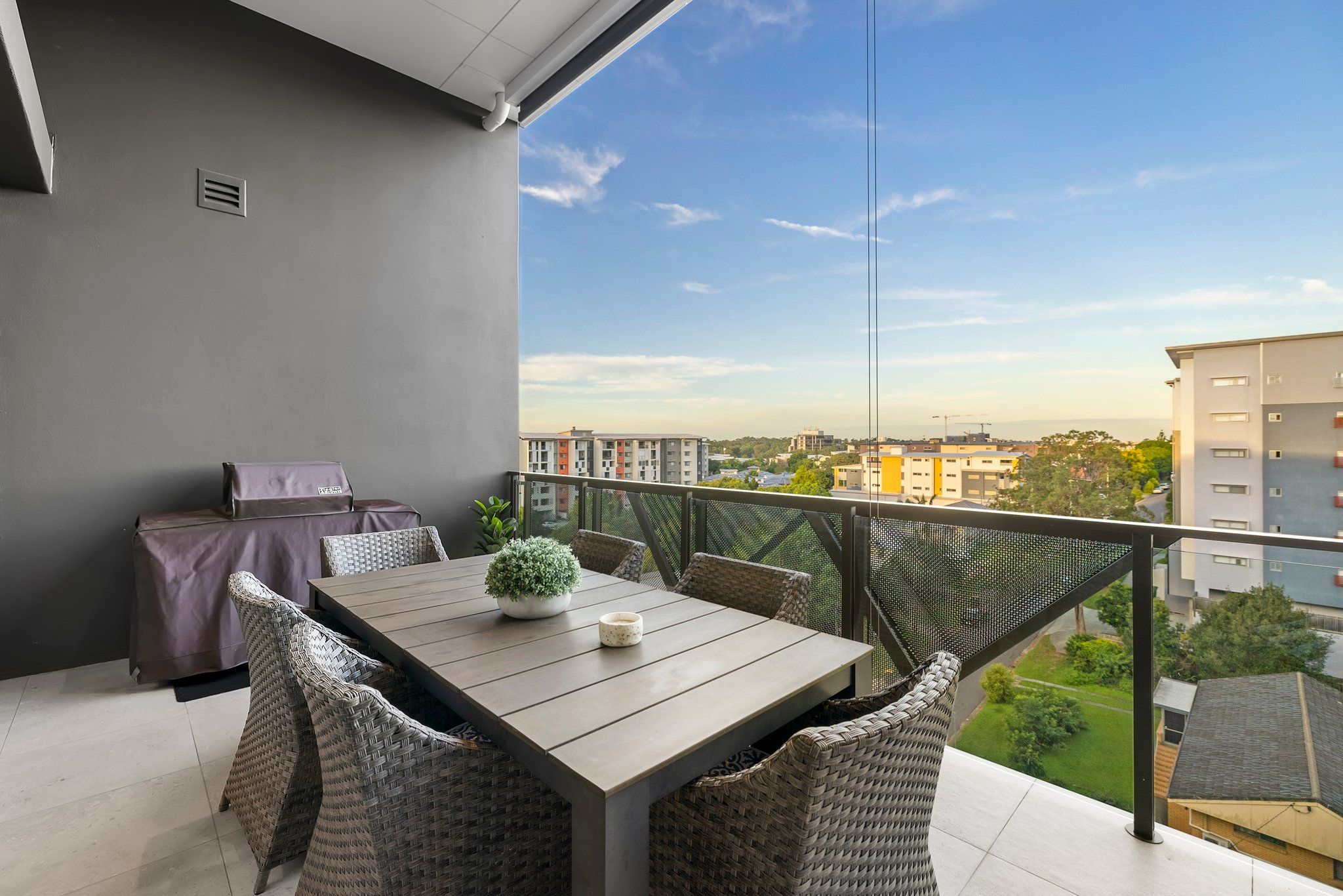 708/20-24 Curwen Terrace, Chermside, QLD 4032