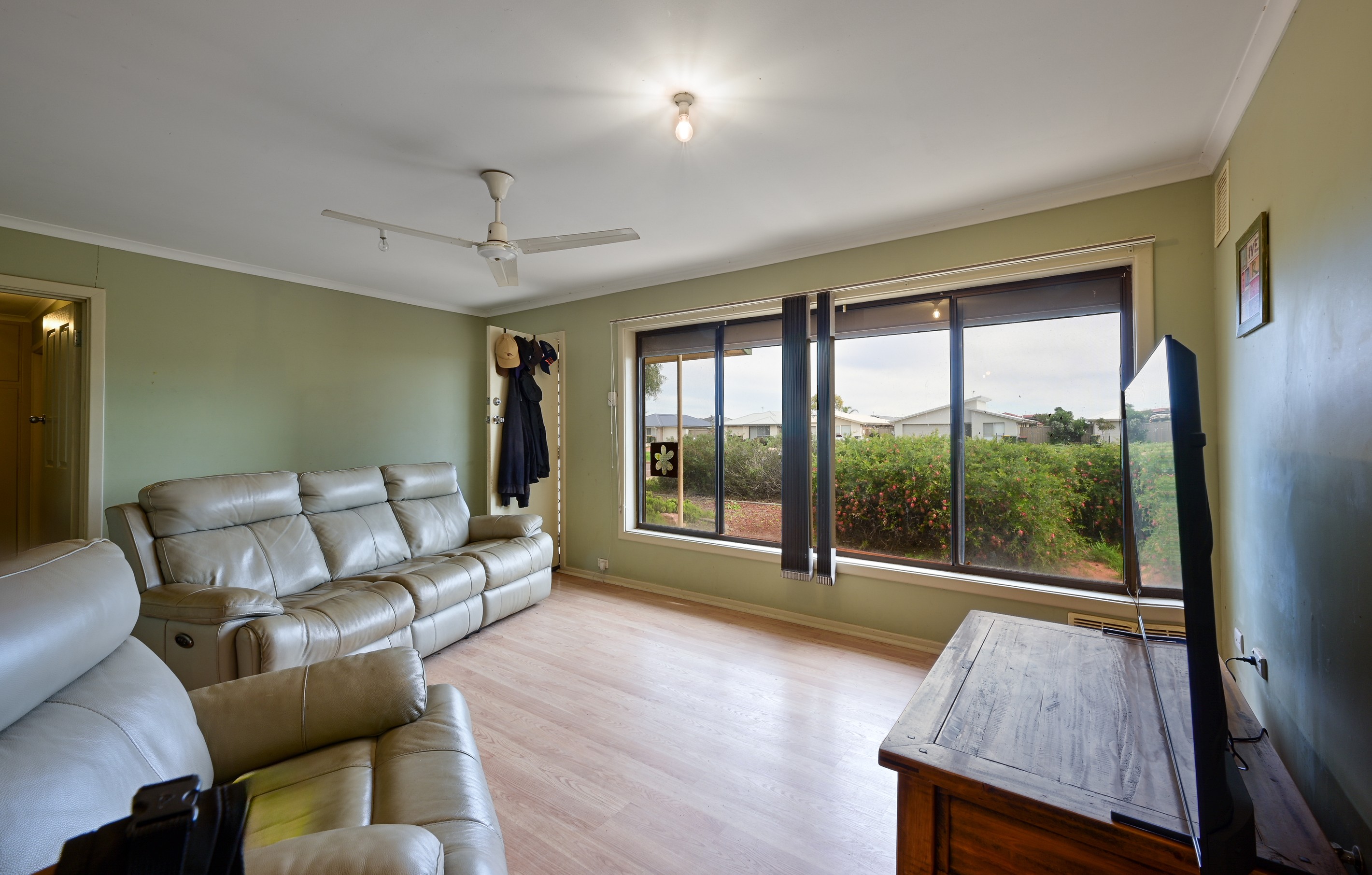 361 Jenkins Avenue, Whyalla Stuart, SA 5608