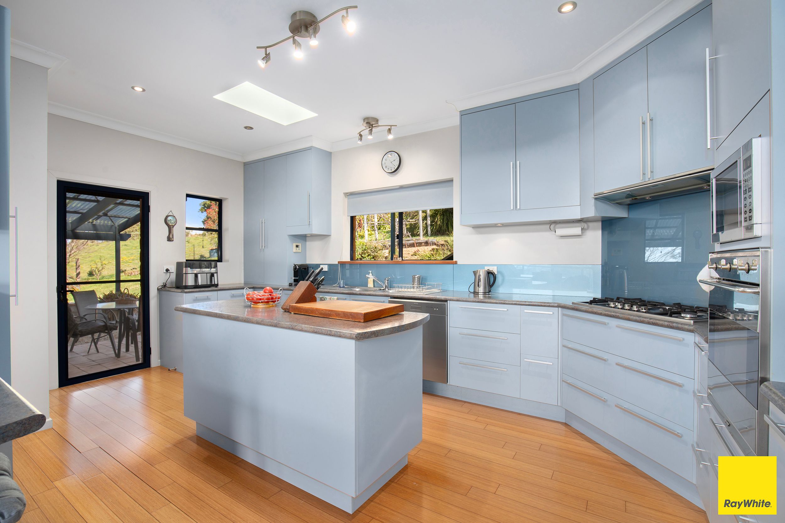 854 Whisky Creek Road — photo 5 of 28