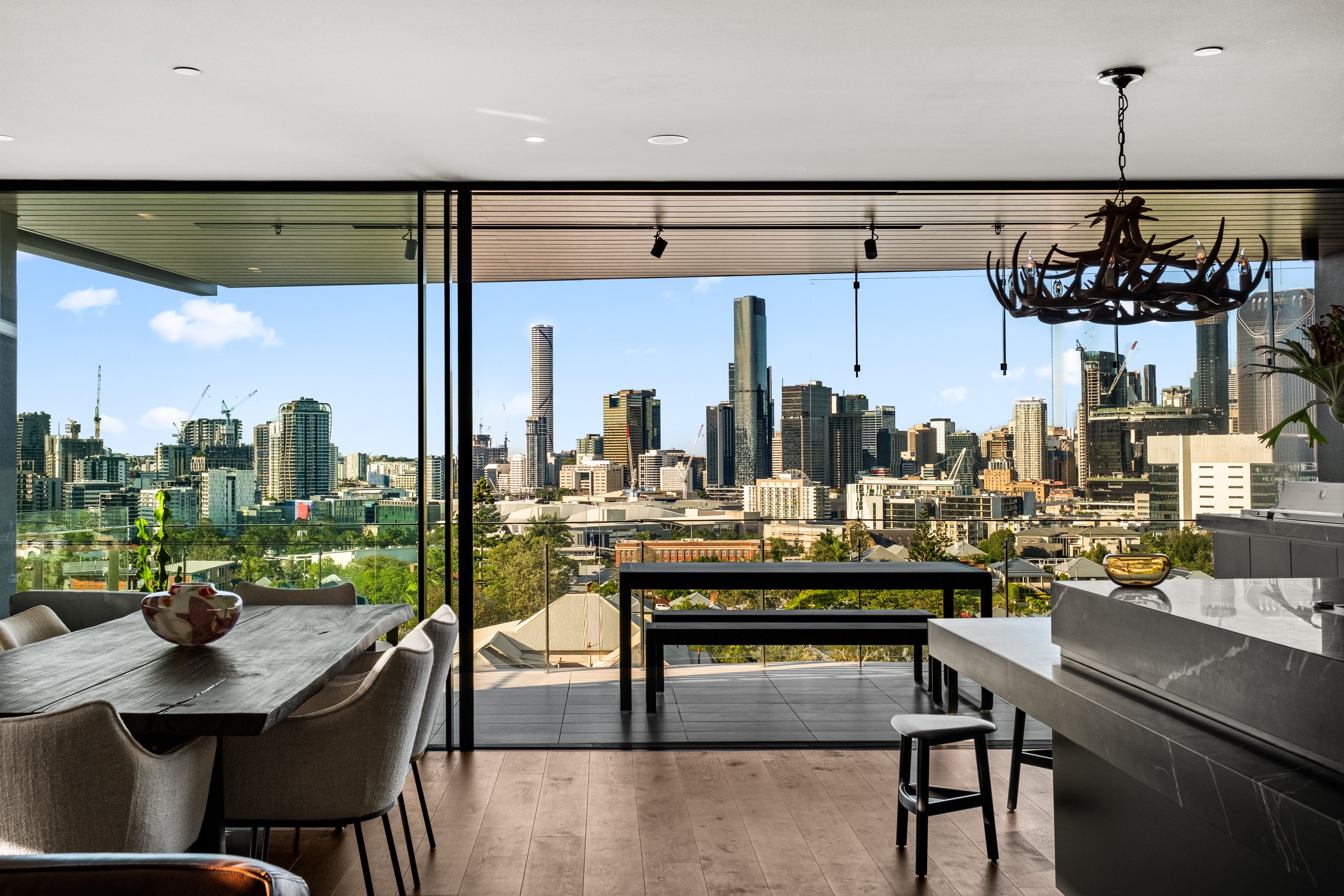 201/180 Dornoch Terrace, Highgate Hill, QLD 4101