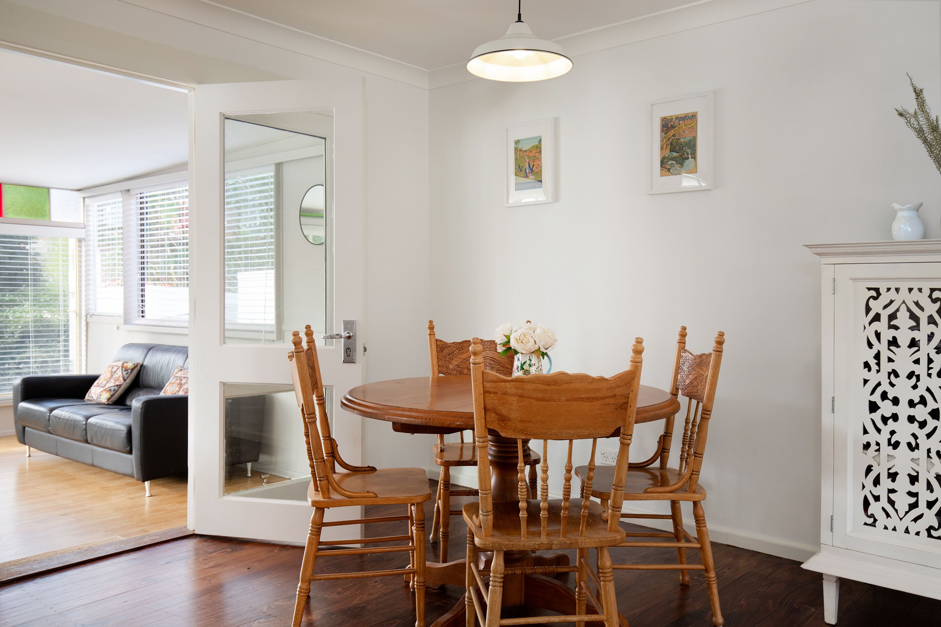 128 Evans Lookout Road — photo 4 of 10