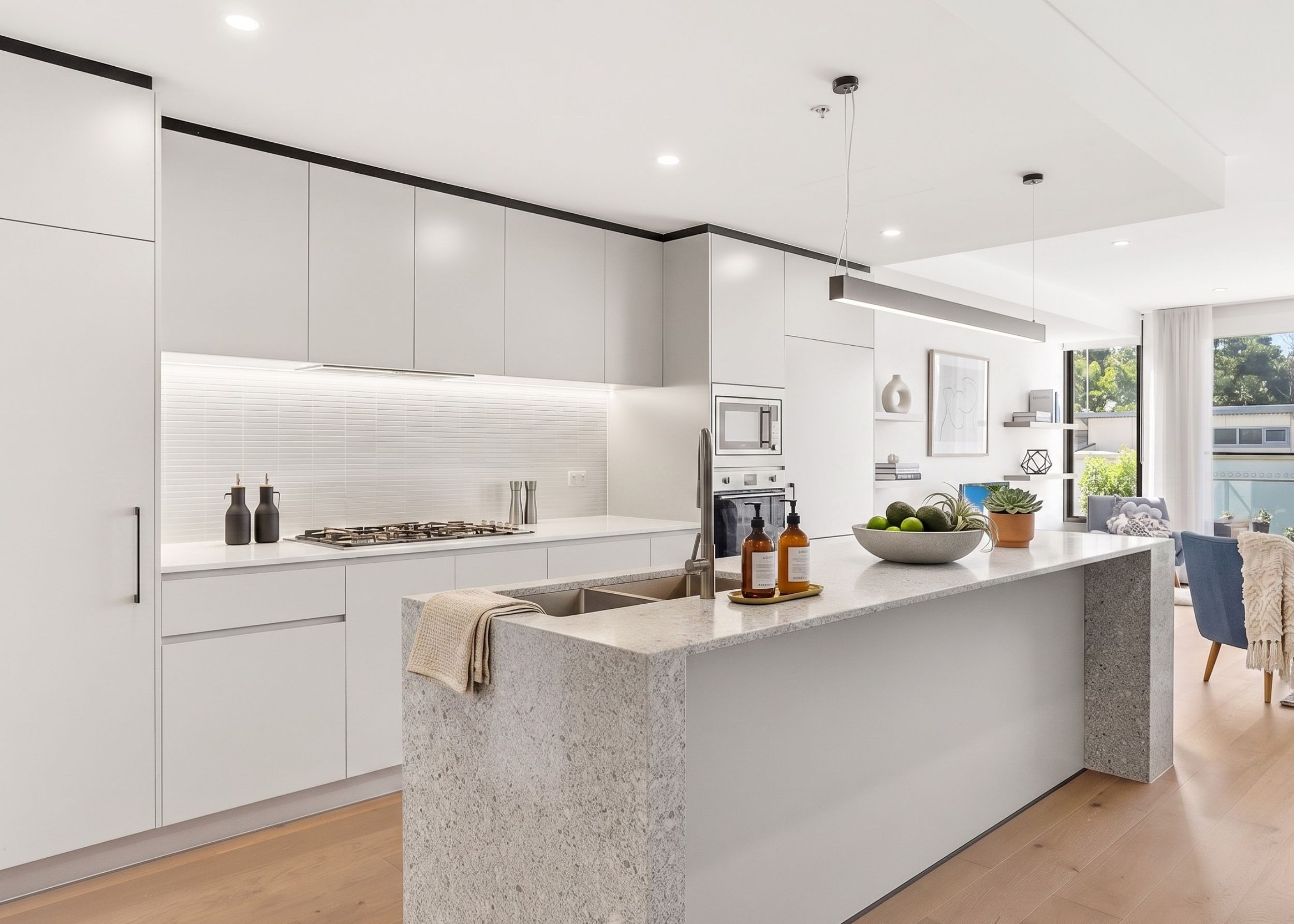 G12/105 Bella Vista Drive — photo 5 of 13