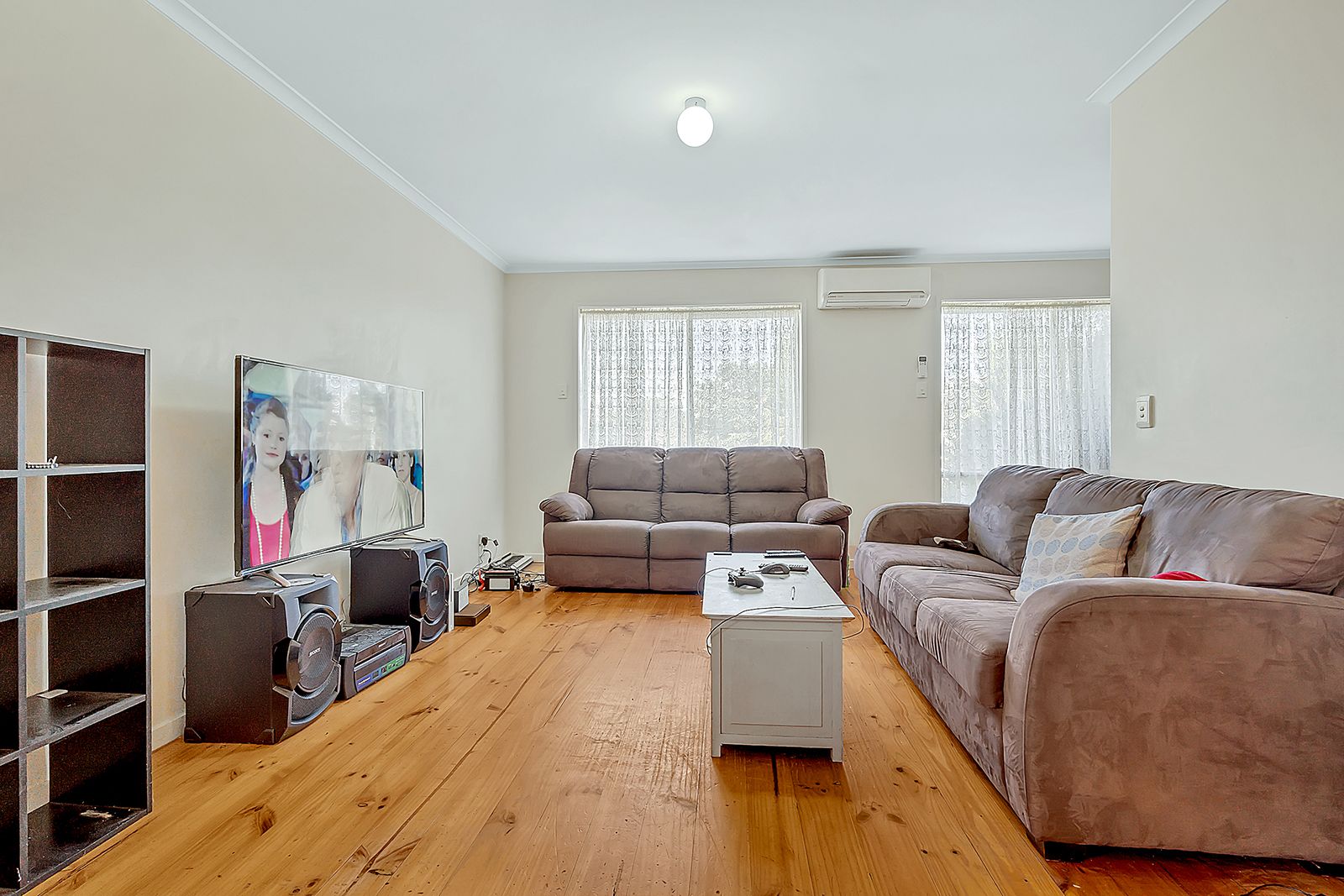 5 Ealing Close, Craigieburn, VIC 3064
