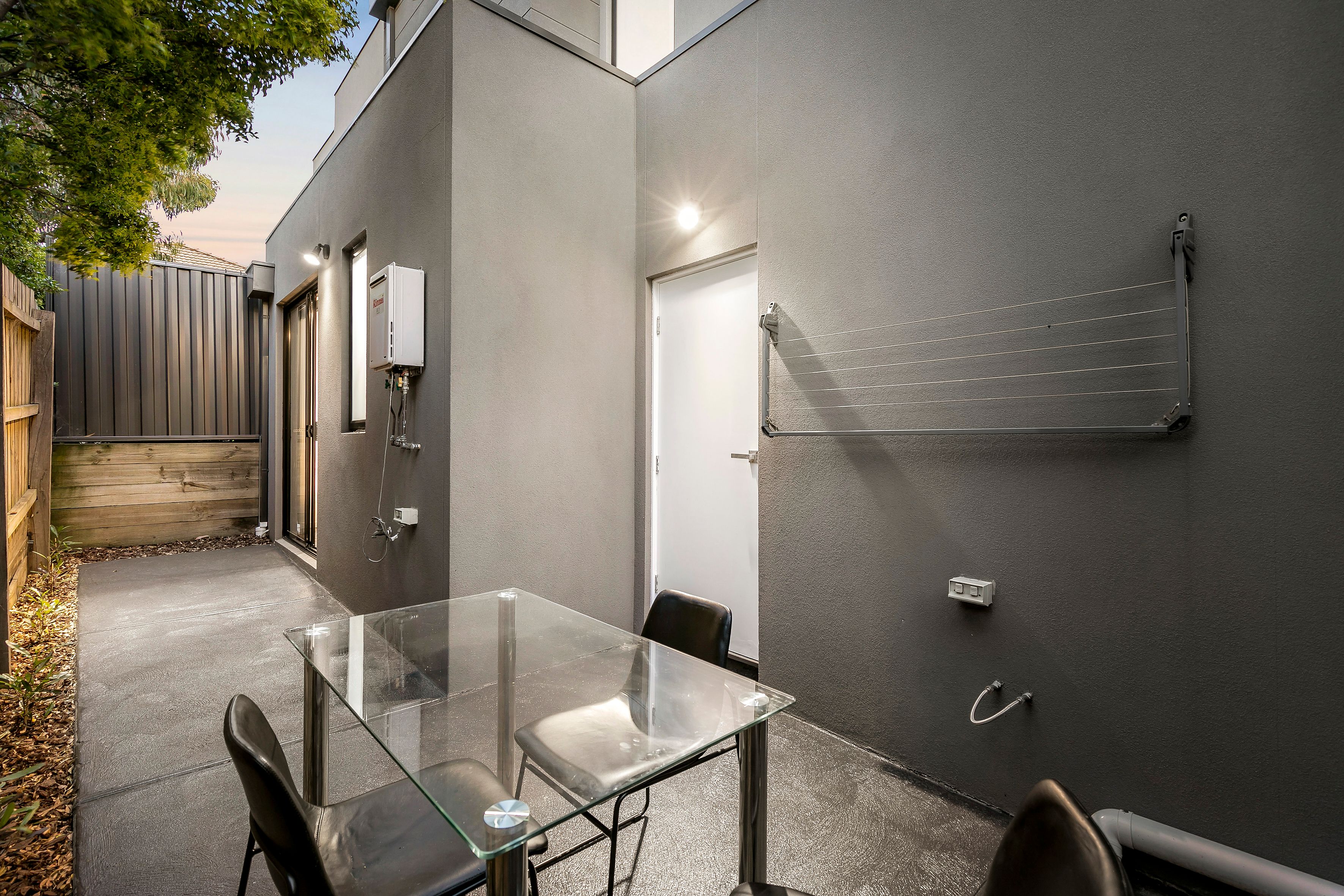 38A Booth Street — photo 16 of 16