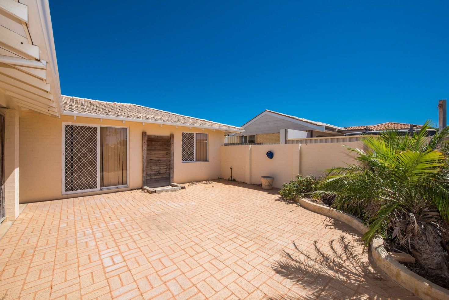 10 Falmouth Close, Tarcoola Beach, WA 6530