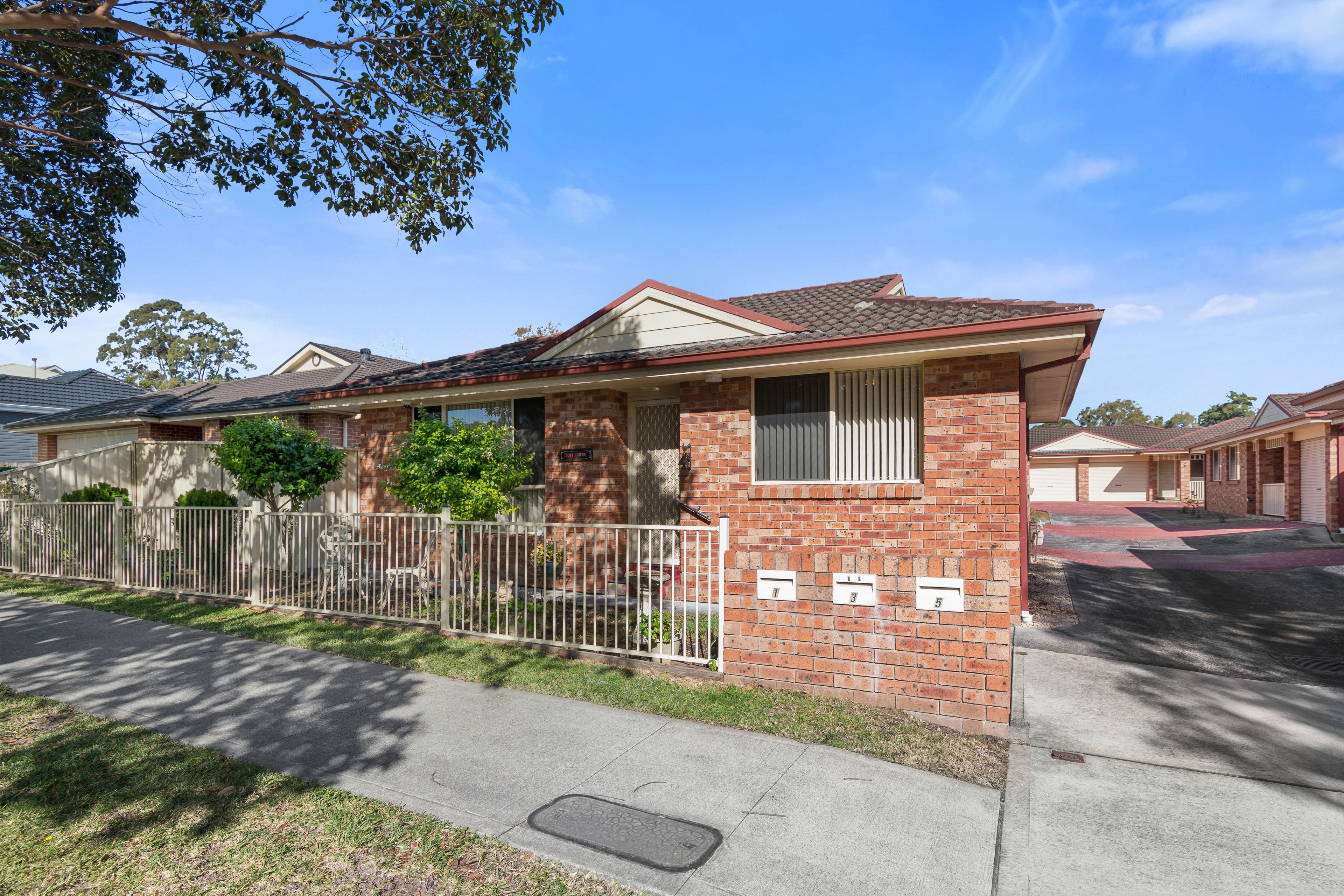 1/8-10 Werowi Street — photo from Ray White Dapto & Horsley