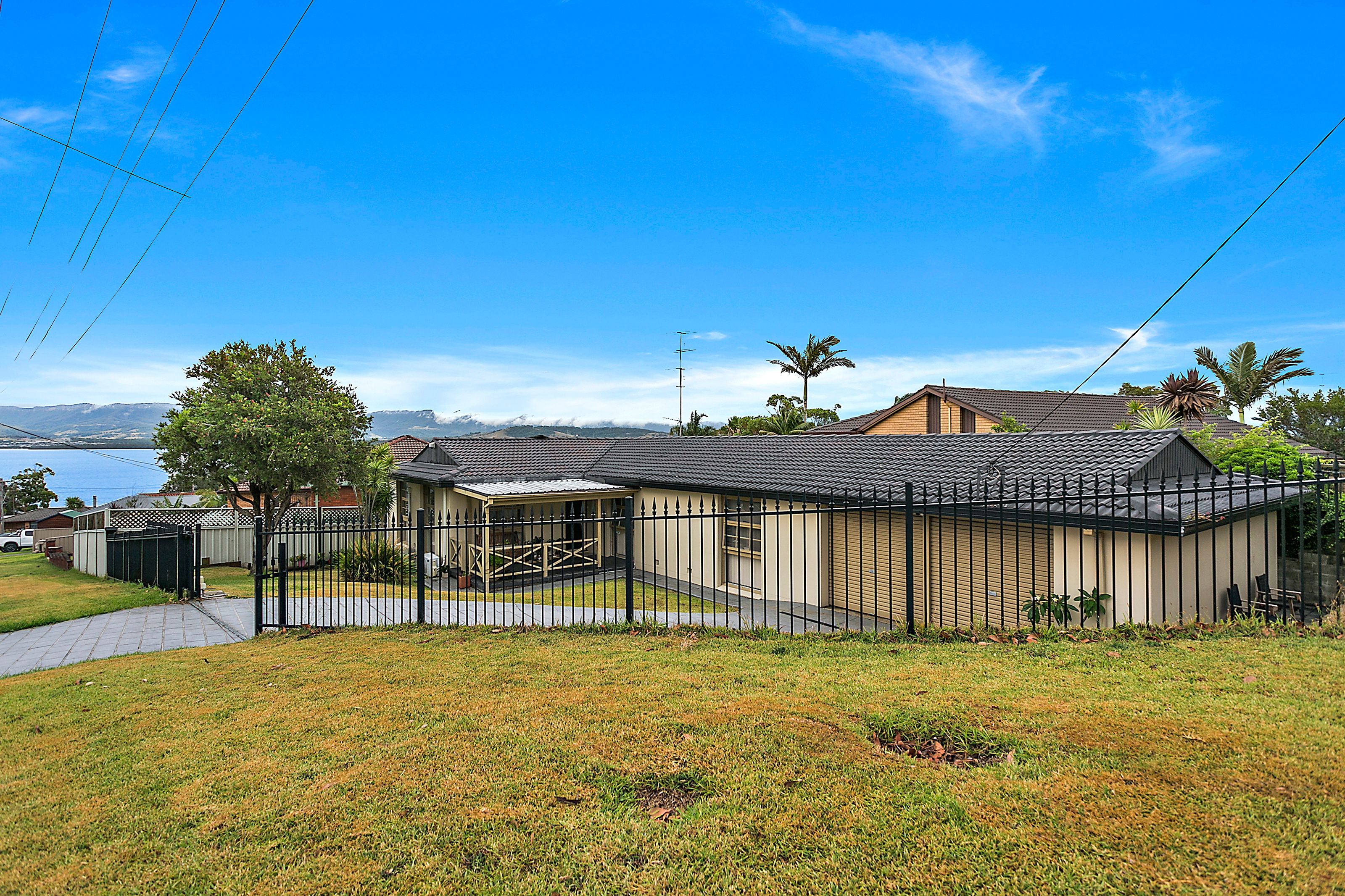 2 Wood Avenue, Mount Warrigal, NSW 2528