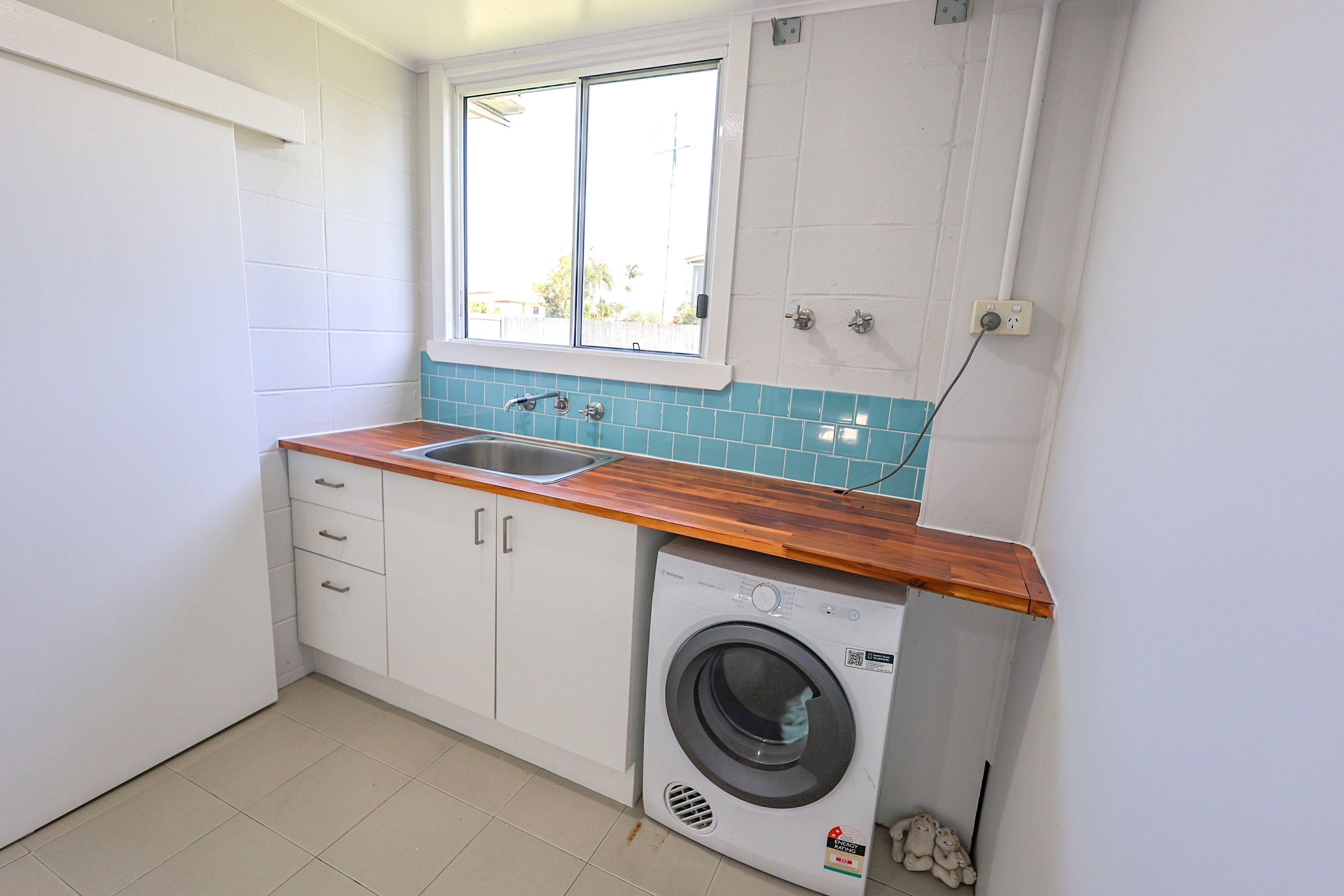 29 Dickson Street — photo 18 of 26