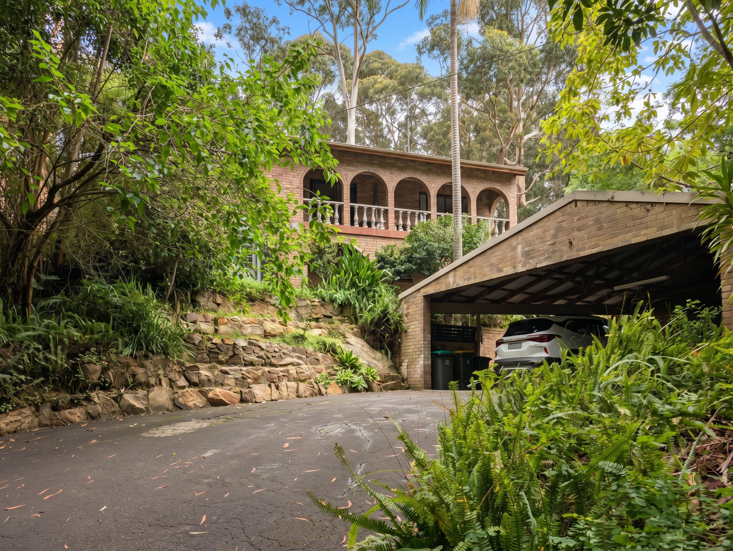 7 Alinta Close — photo 7 of 9