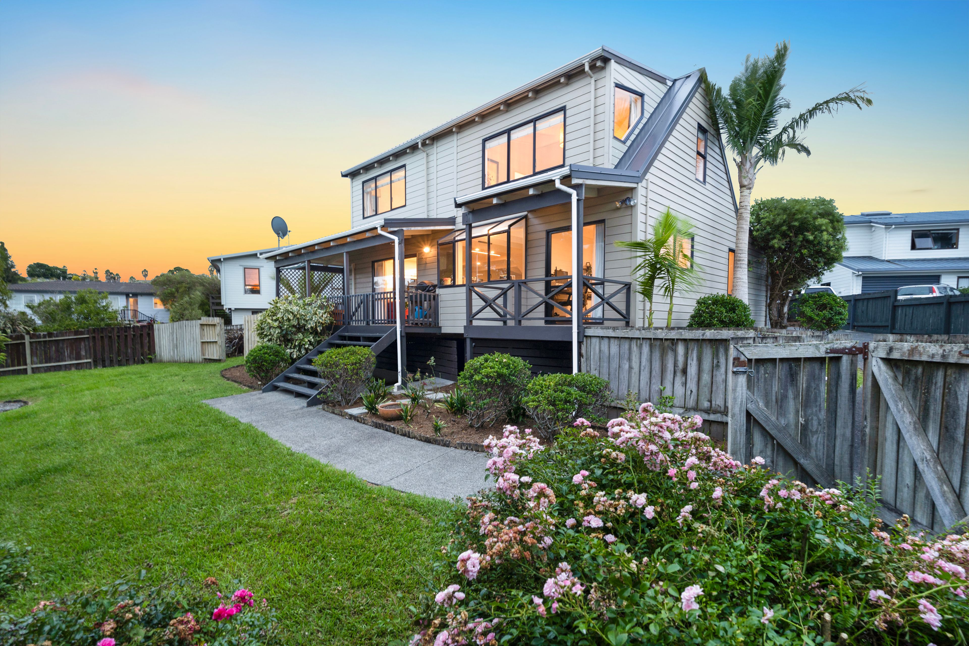 16 Albatross Road, Red Beach, Rodney