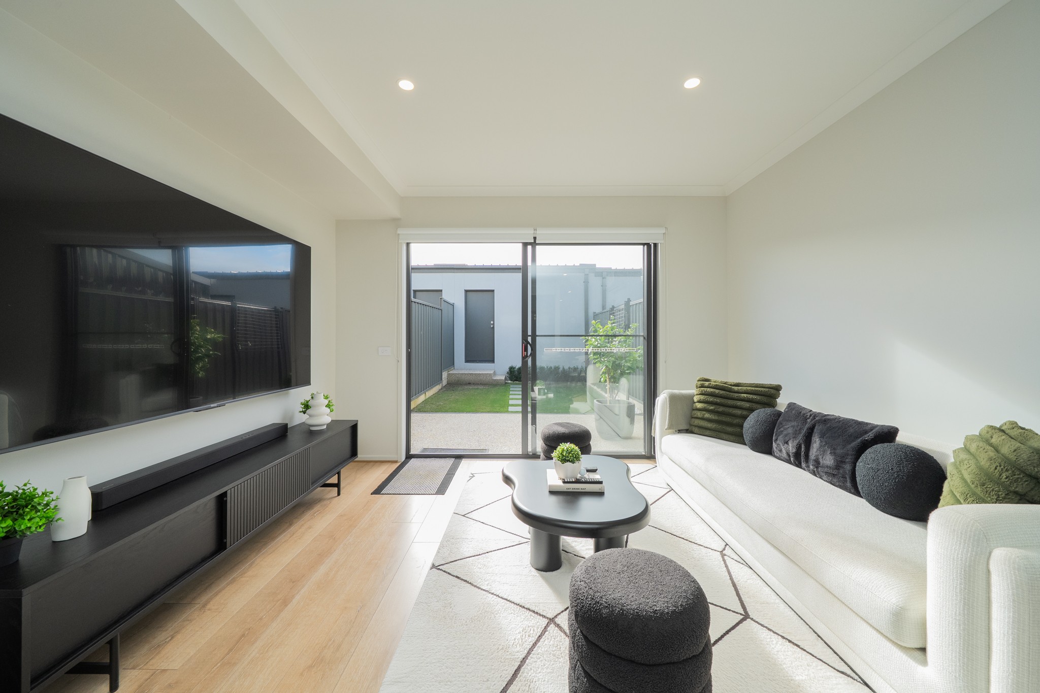 93 Carnival Boulevard, Berwick, VIC 3806