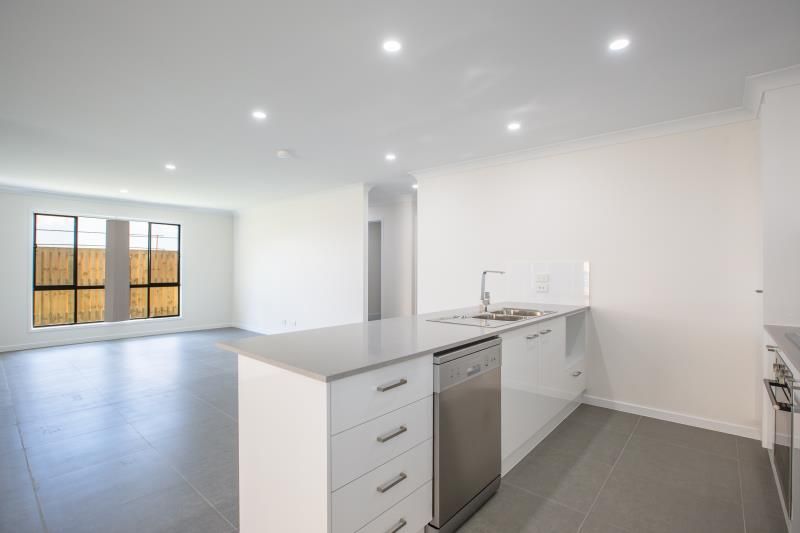 5 Harrison Place, Pimpama, QLD 4209