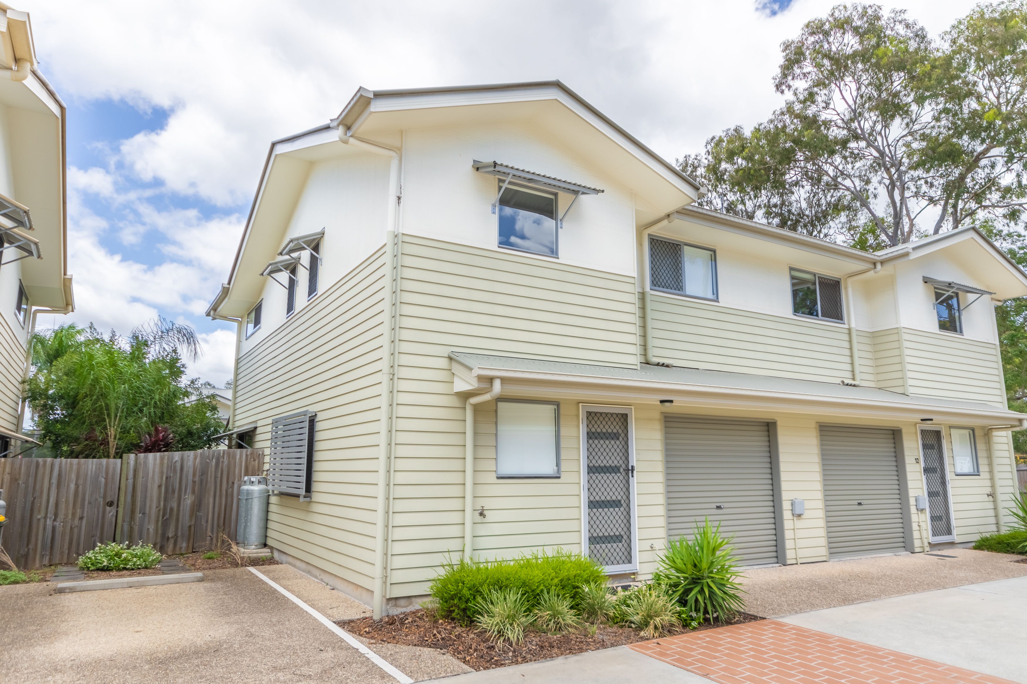 17 Armstrong Street, Petrie QLD 4502