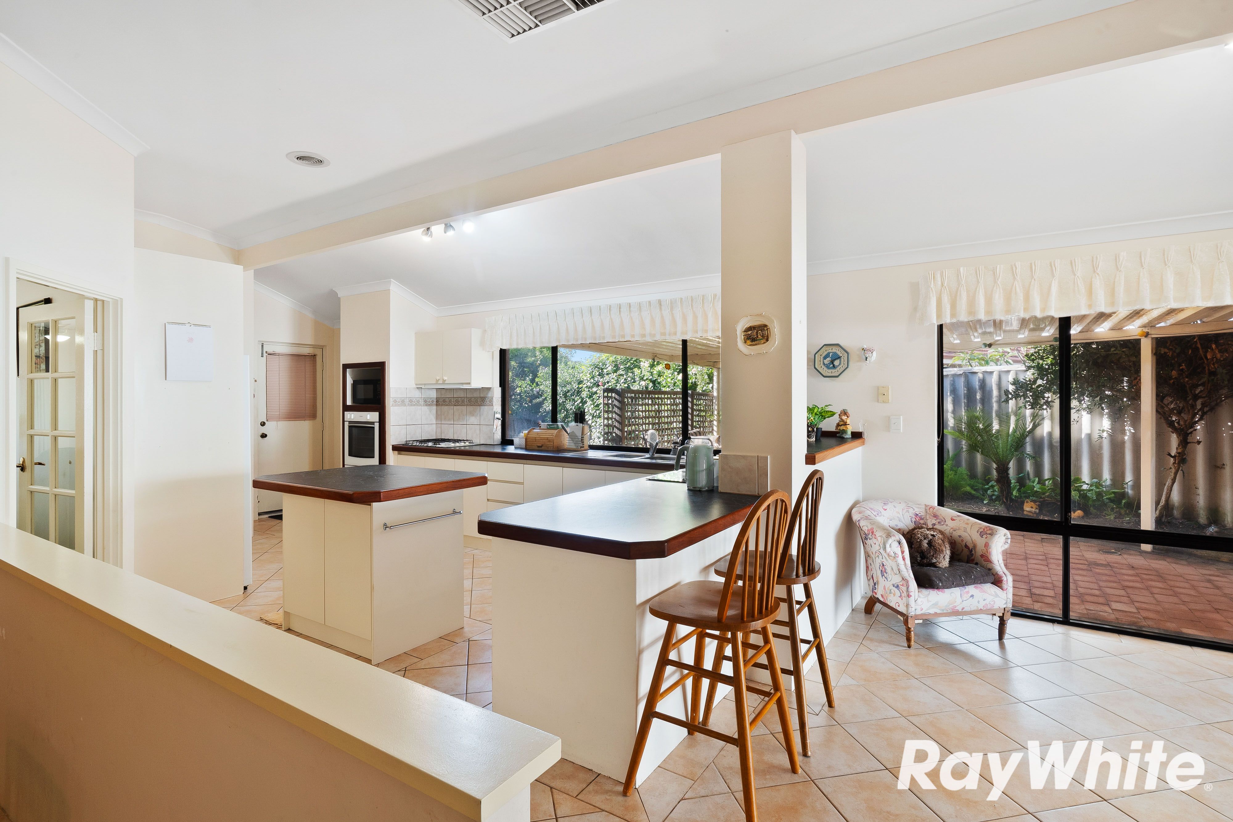 17 Dillington Mews, Erskine, WA 6210