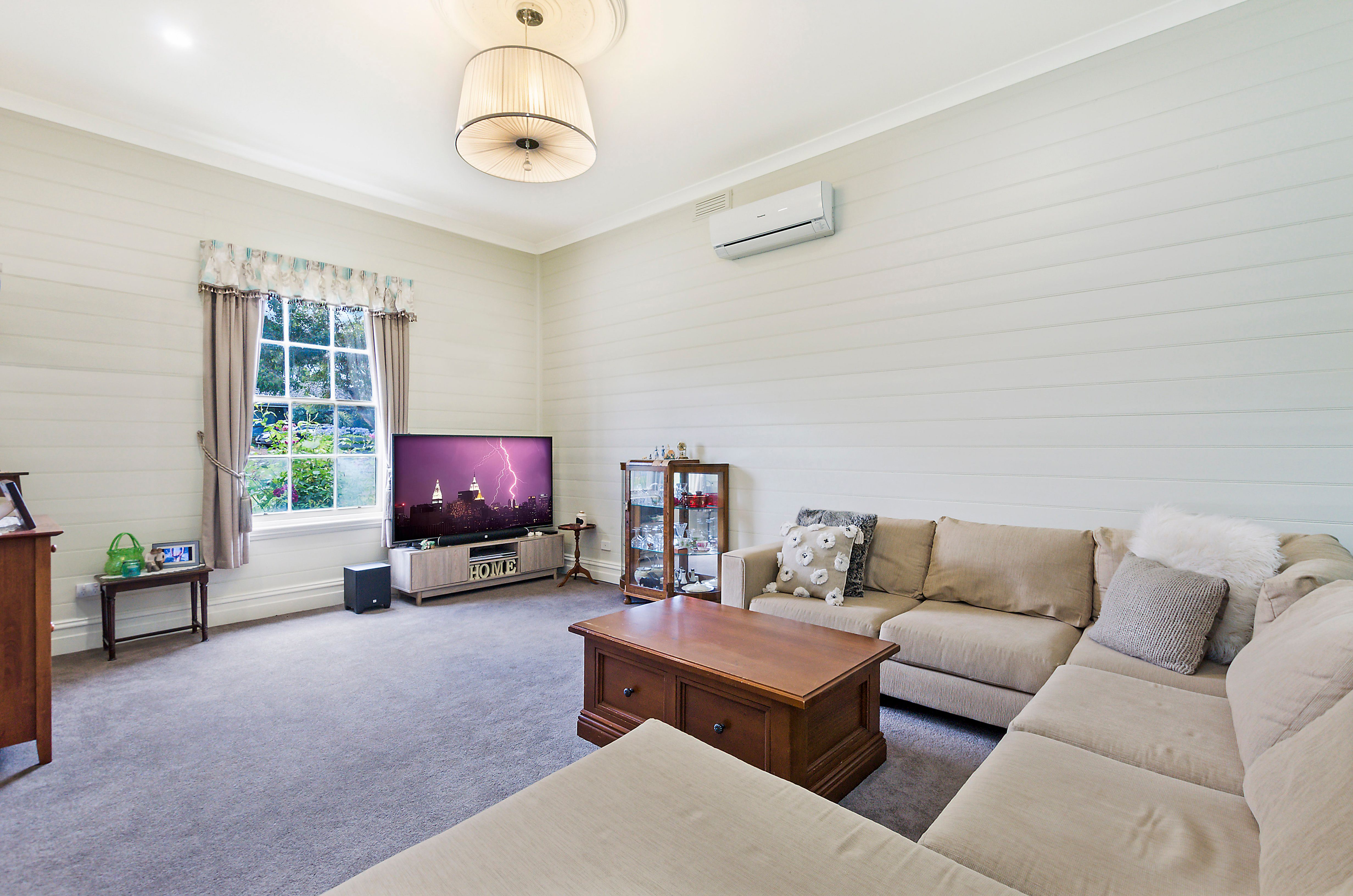 33 Bellmans Road, Bushfield, VIC 3281