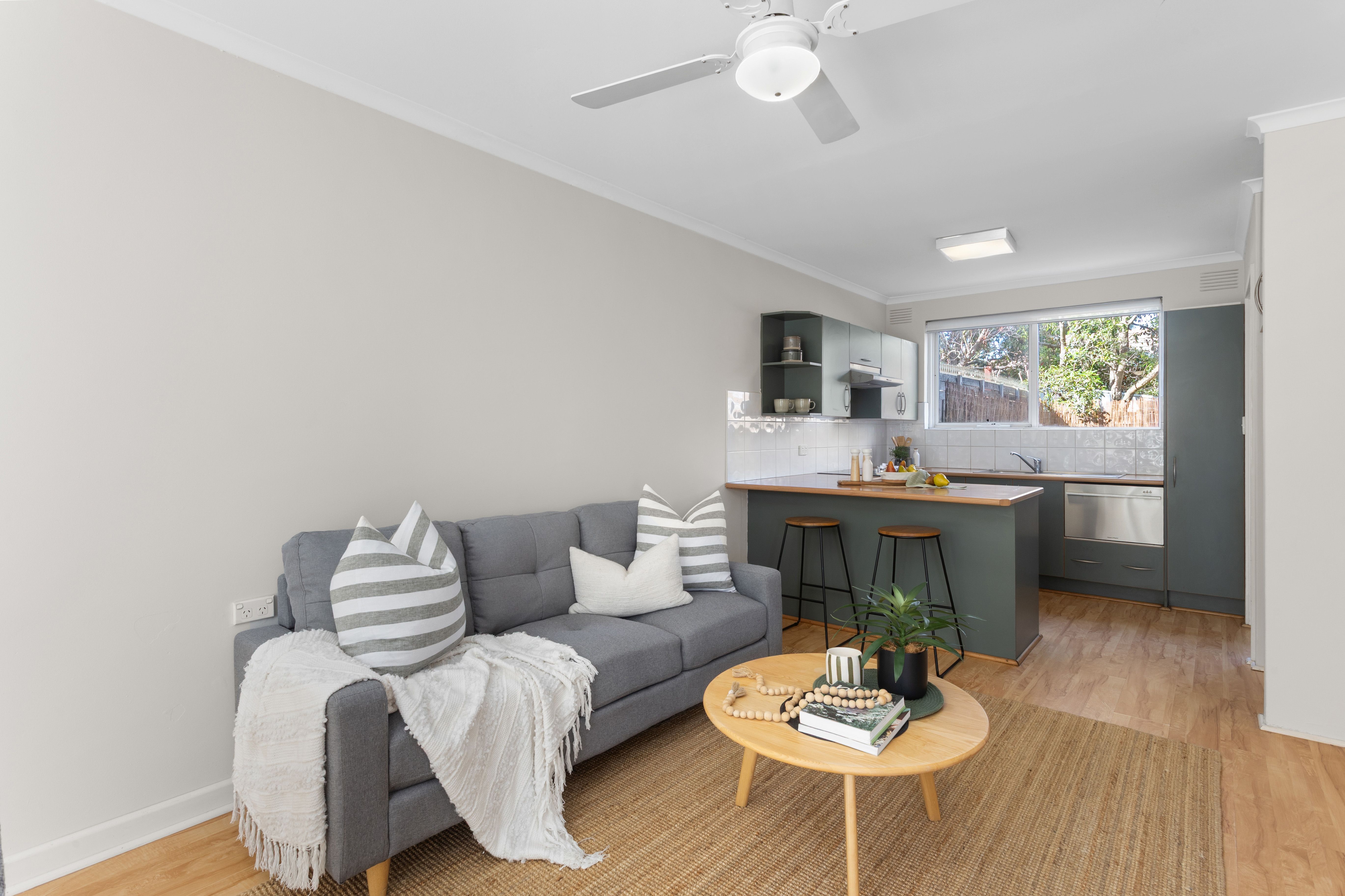 2/15 Duncan Avenue, Seaford, VIC 3198