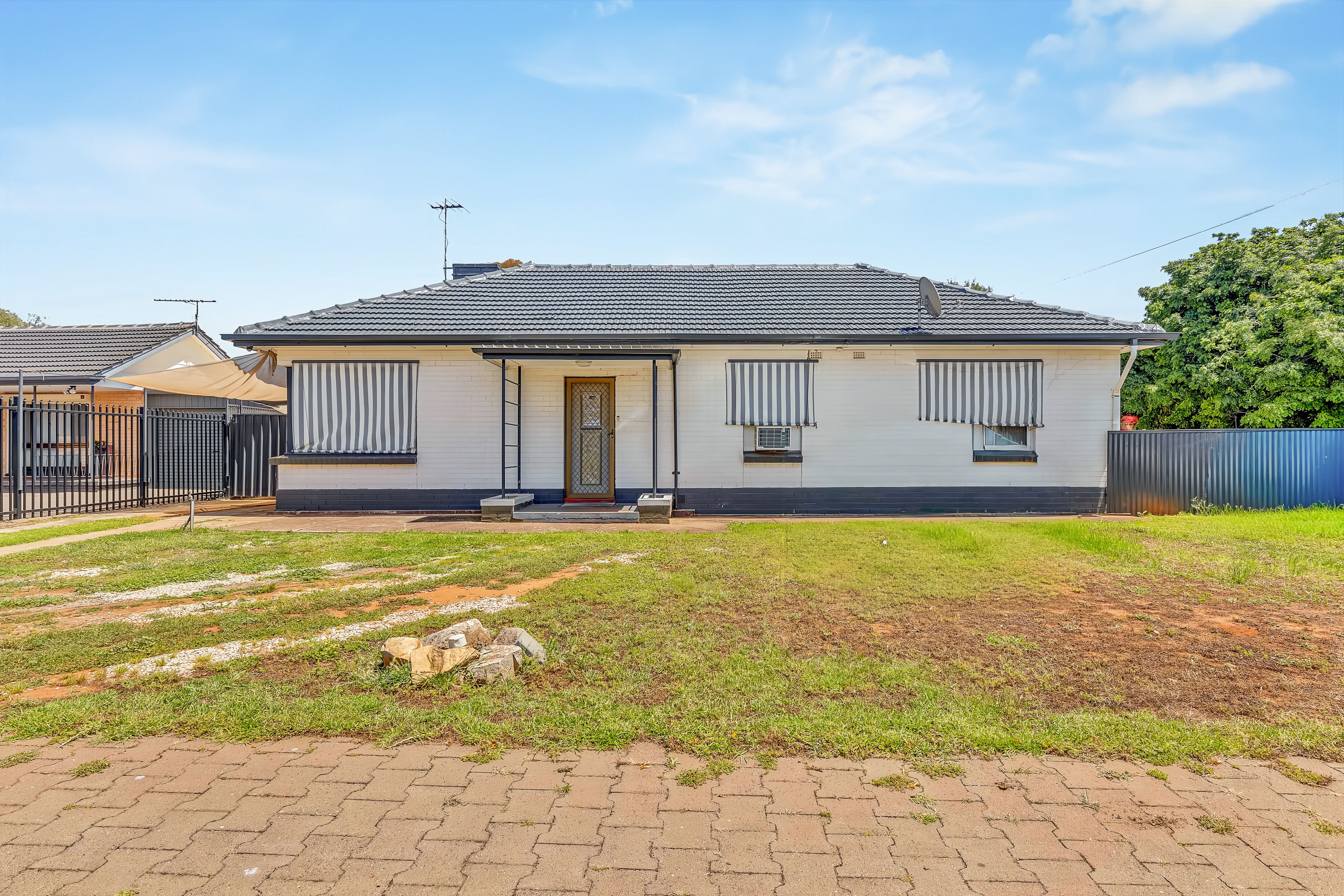 10 Blencowe Street, Elizabeth Grove SA 5112