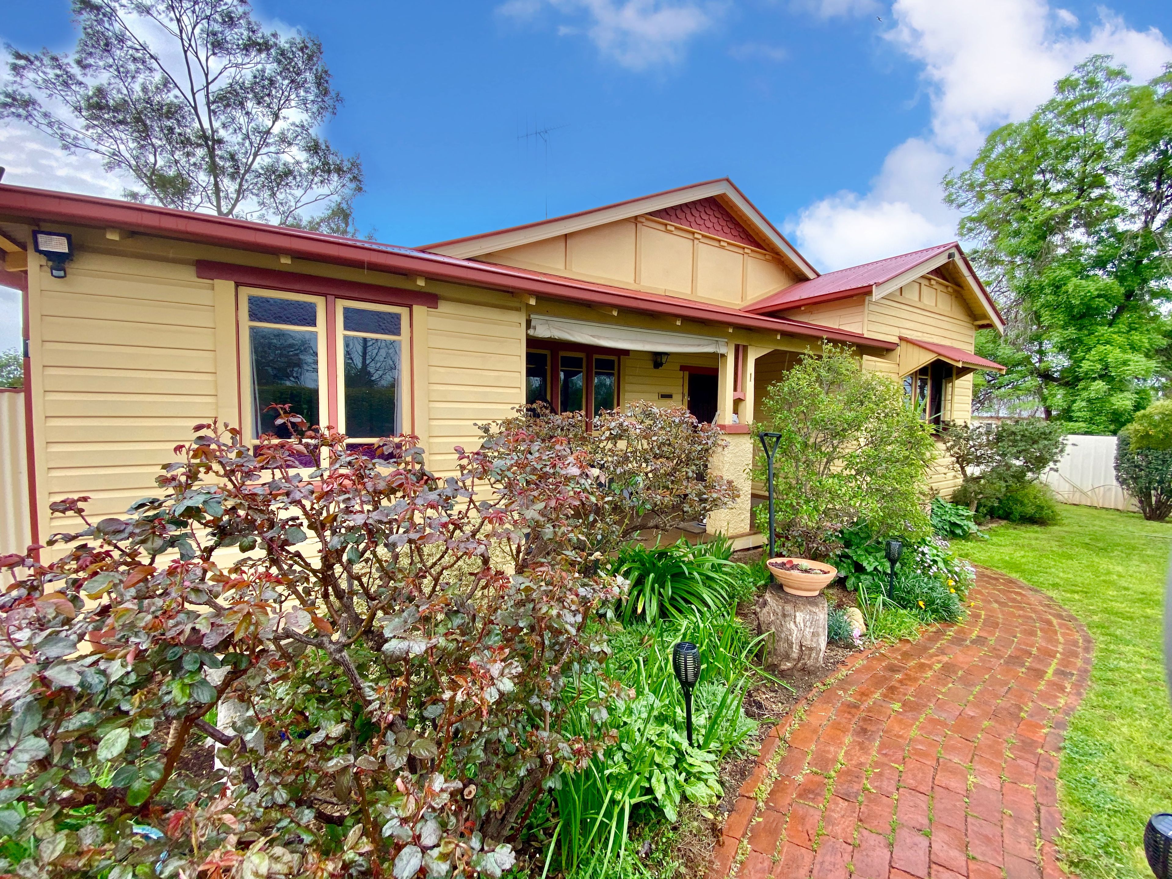 1 Black Street, Forbes, NSW 2871