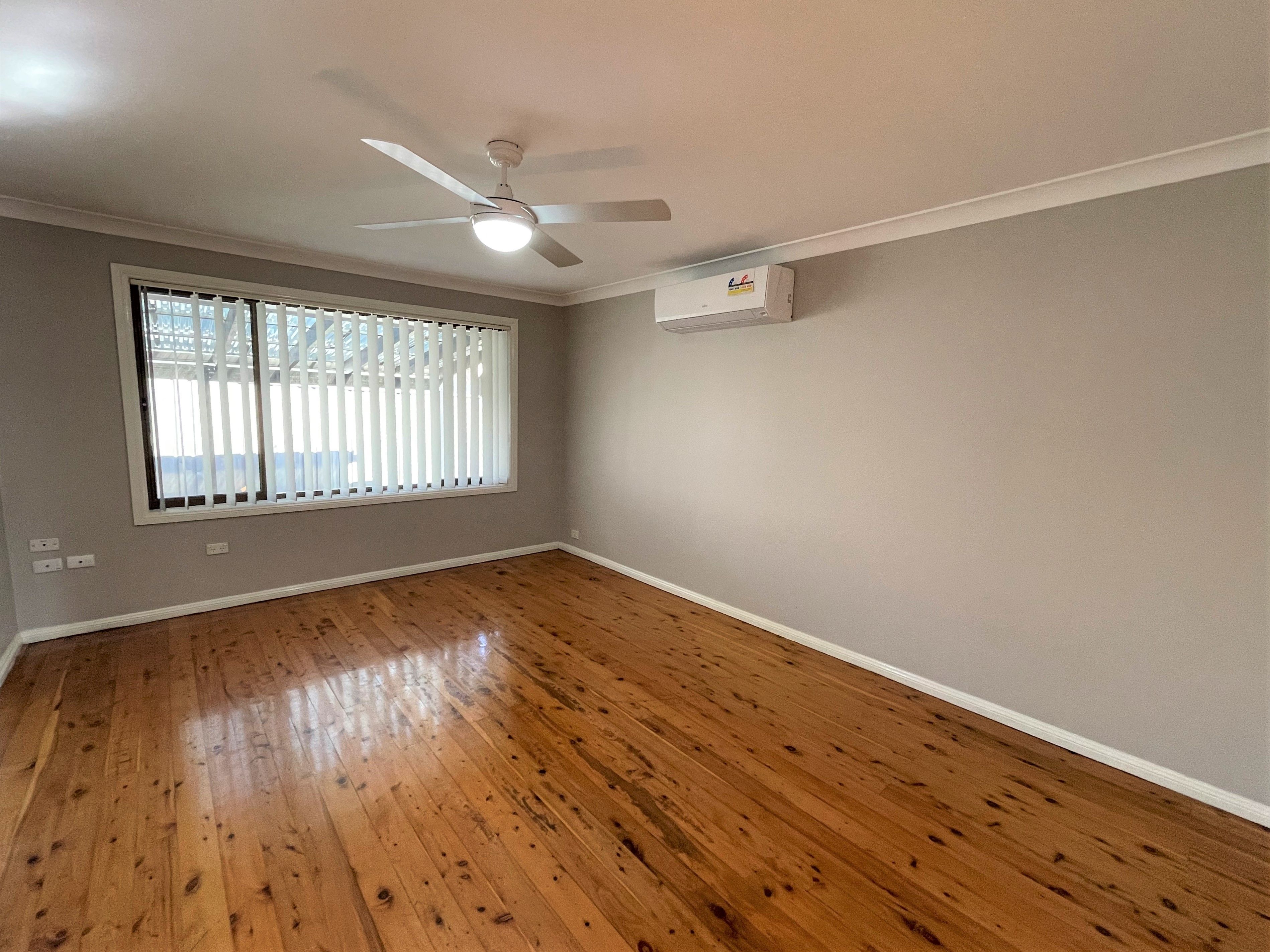 2 Flack Close, Edensor Park, NSW 2176
