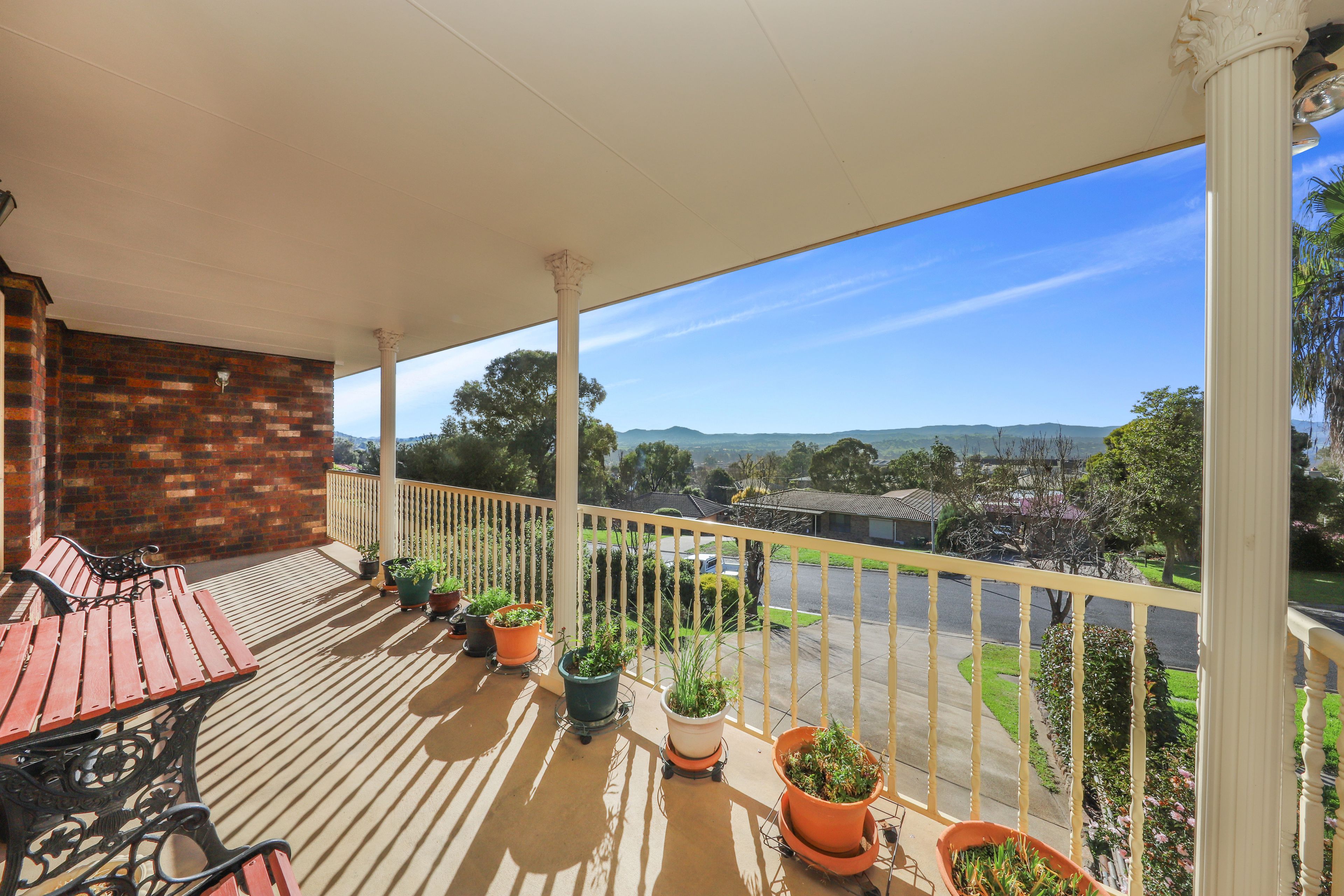 17 Hassett Street, Tumut, NSW 2720
