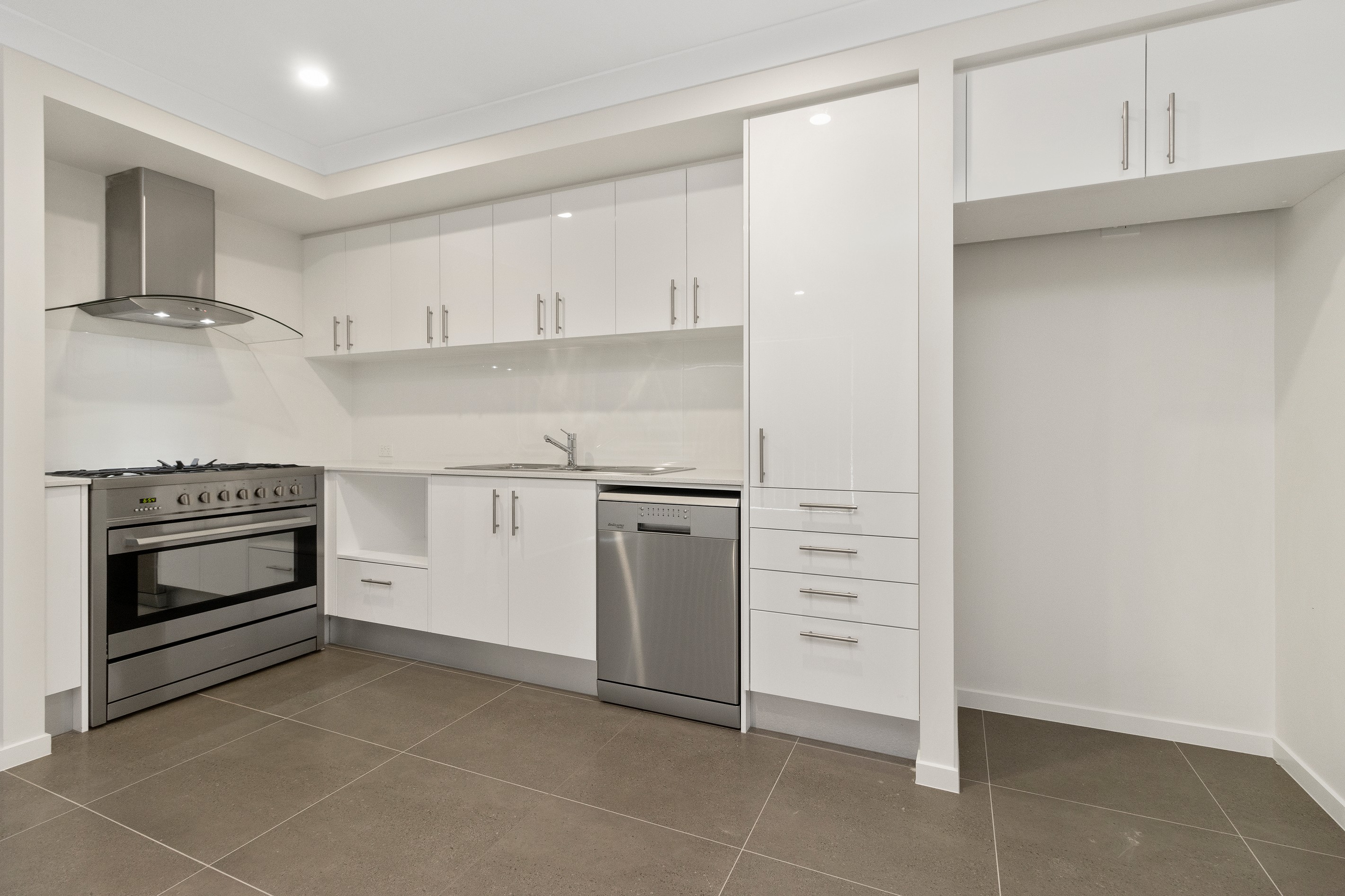 2/31 Shilin Street, Yarrabilba, QLD 4207