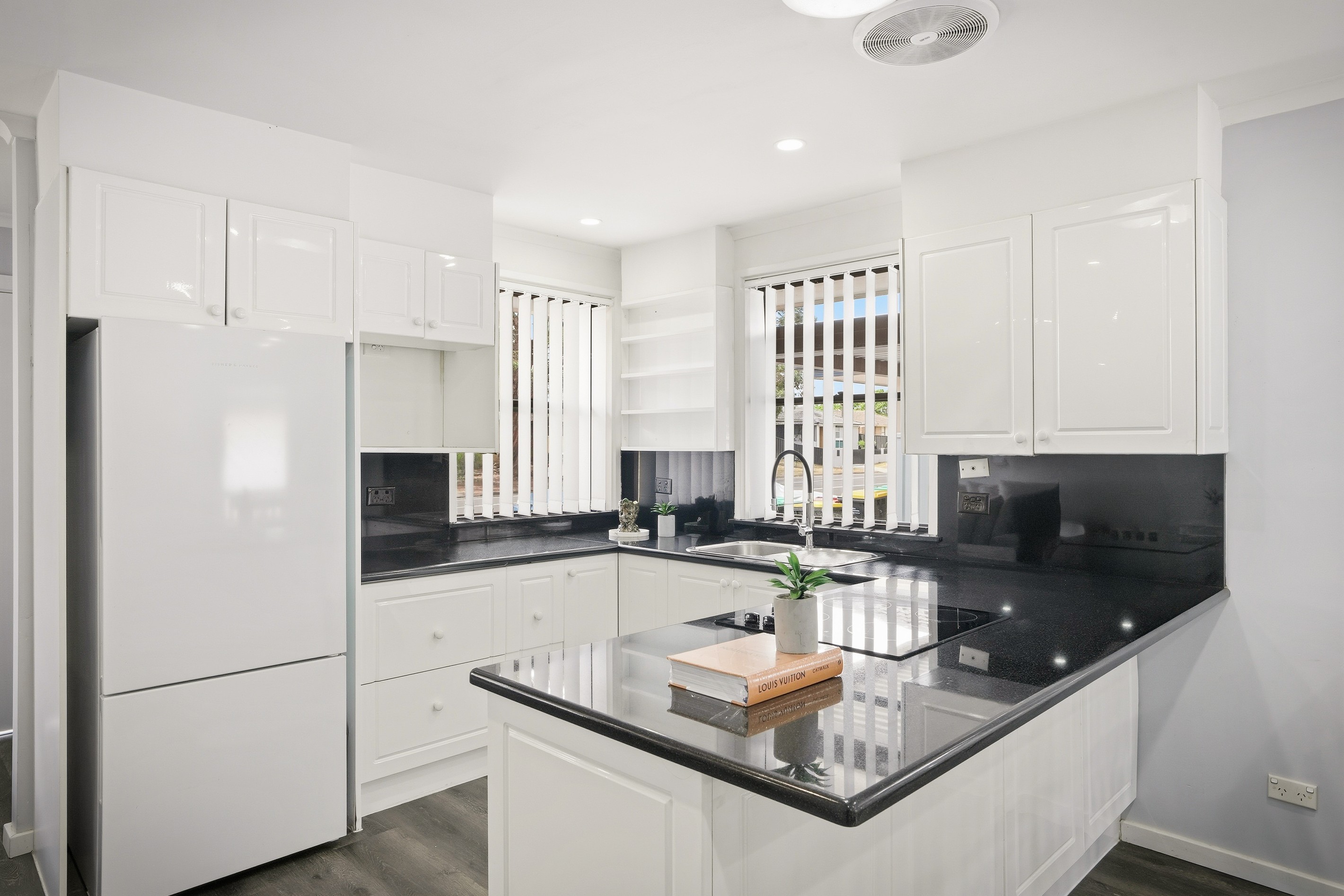 54 Rochford Street, St Clair, NSW 2759