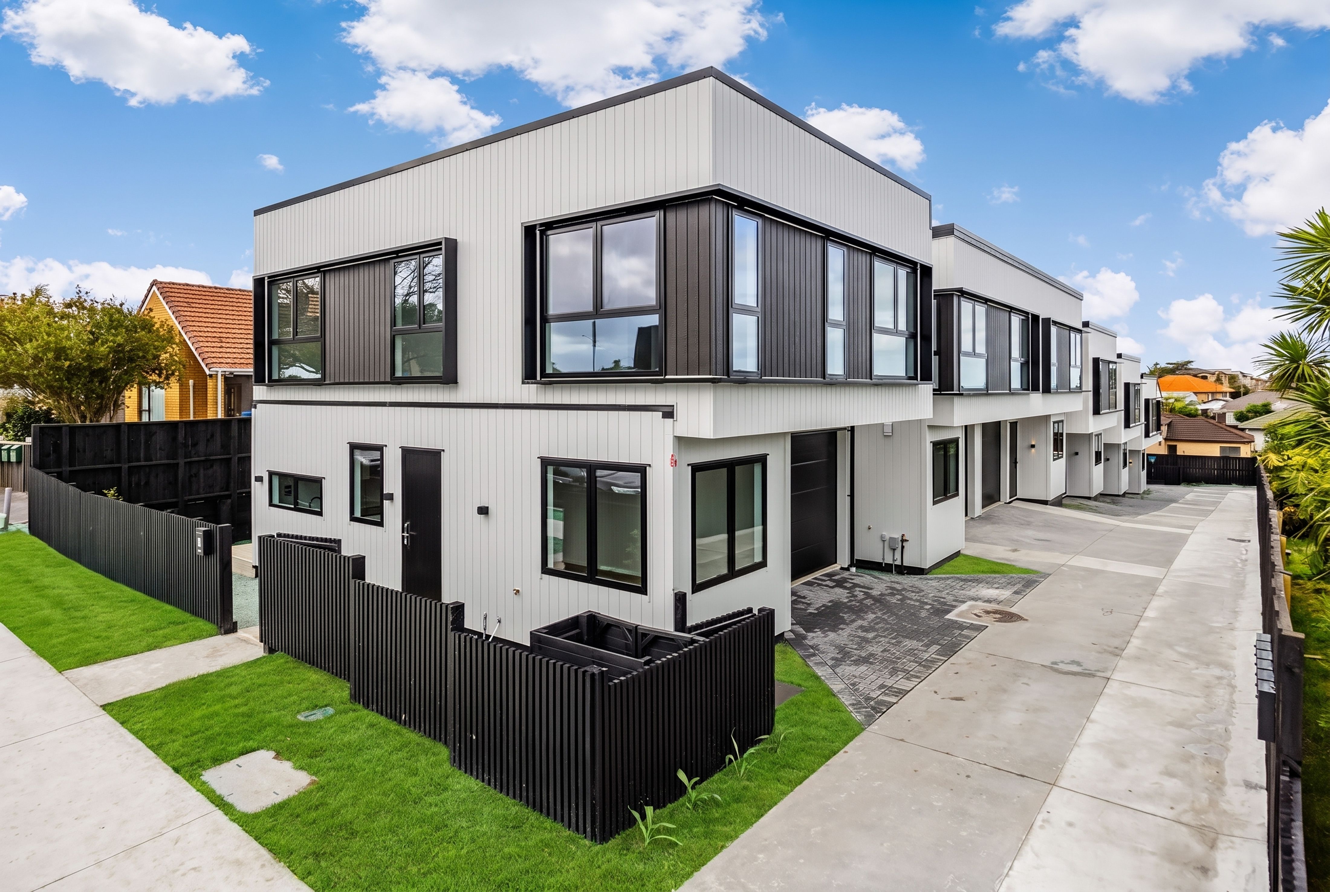 2-7/10 Vincent Street, Howick, Manukau City