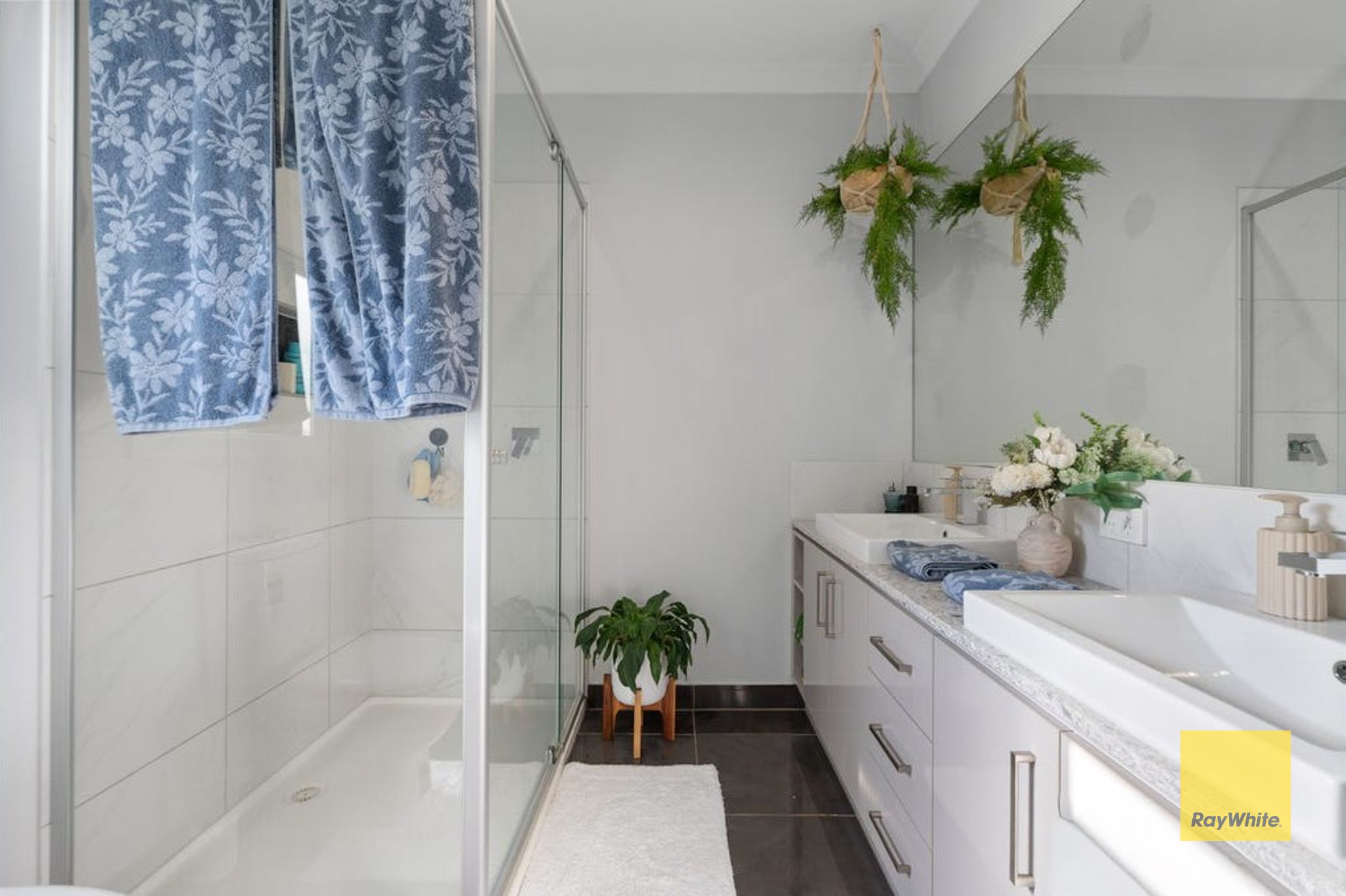 20 Amethyst Road — photo 11 of 26