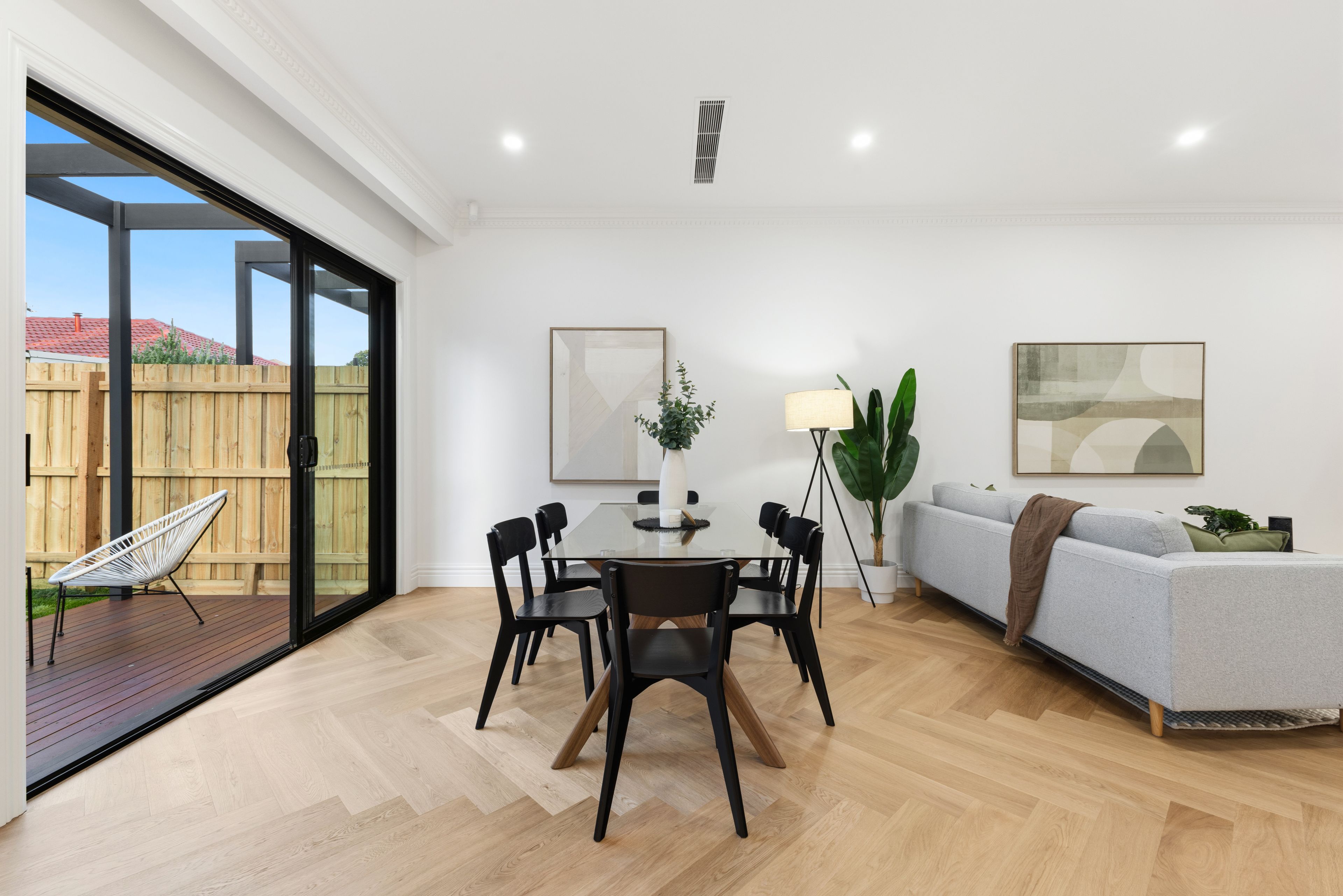 91A Winmalee Drive — photo 6 of 19