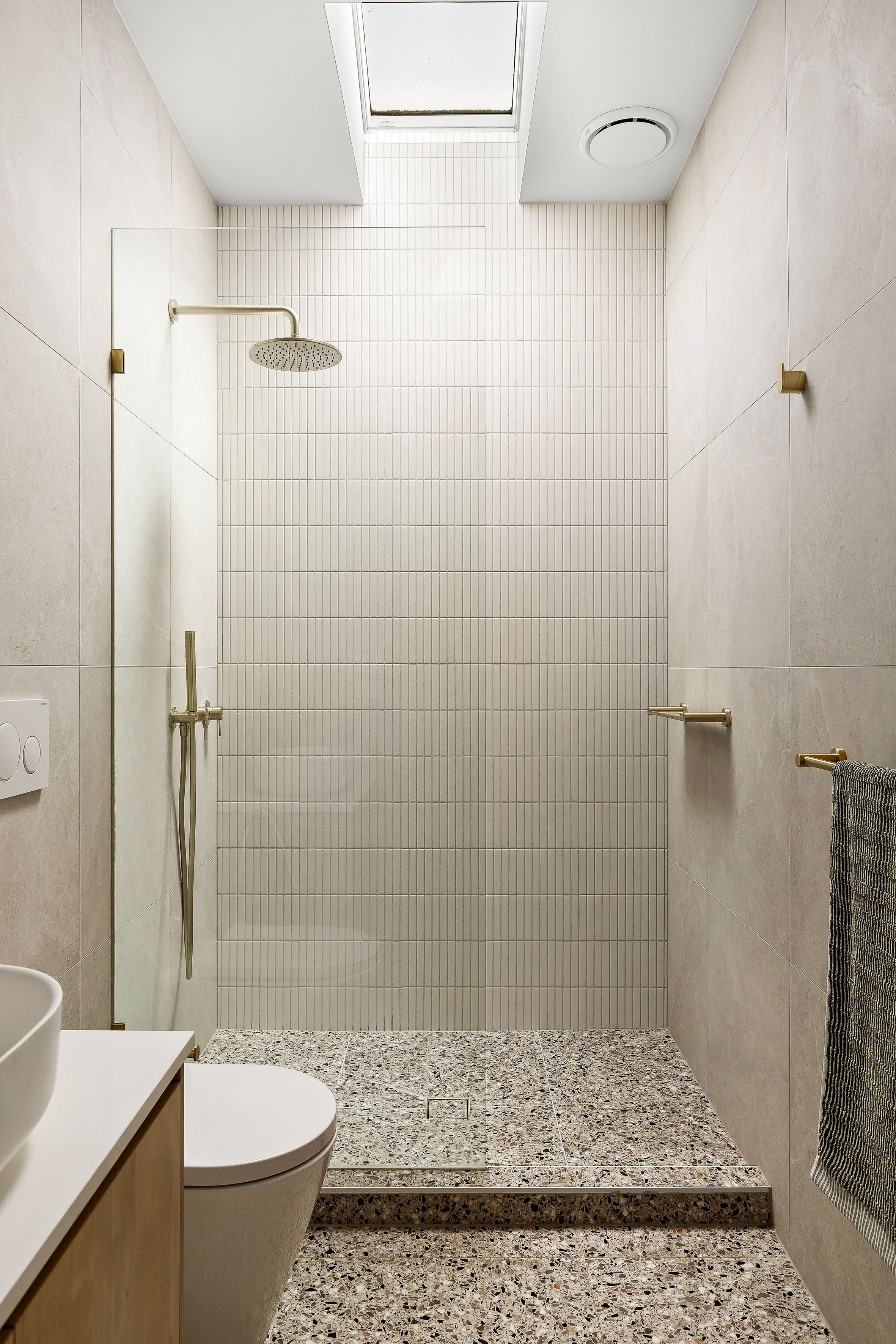 16 Kendall Street — photo 9 of 17