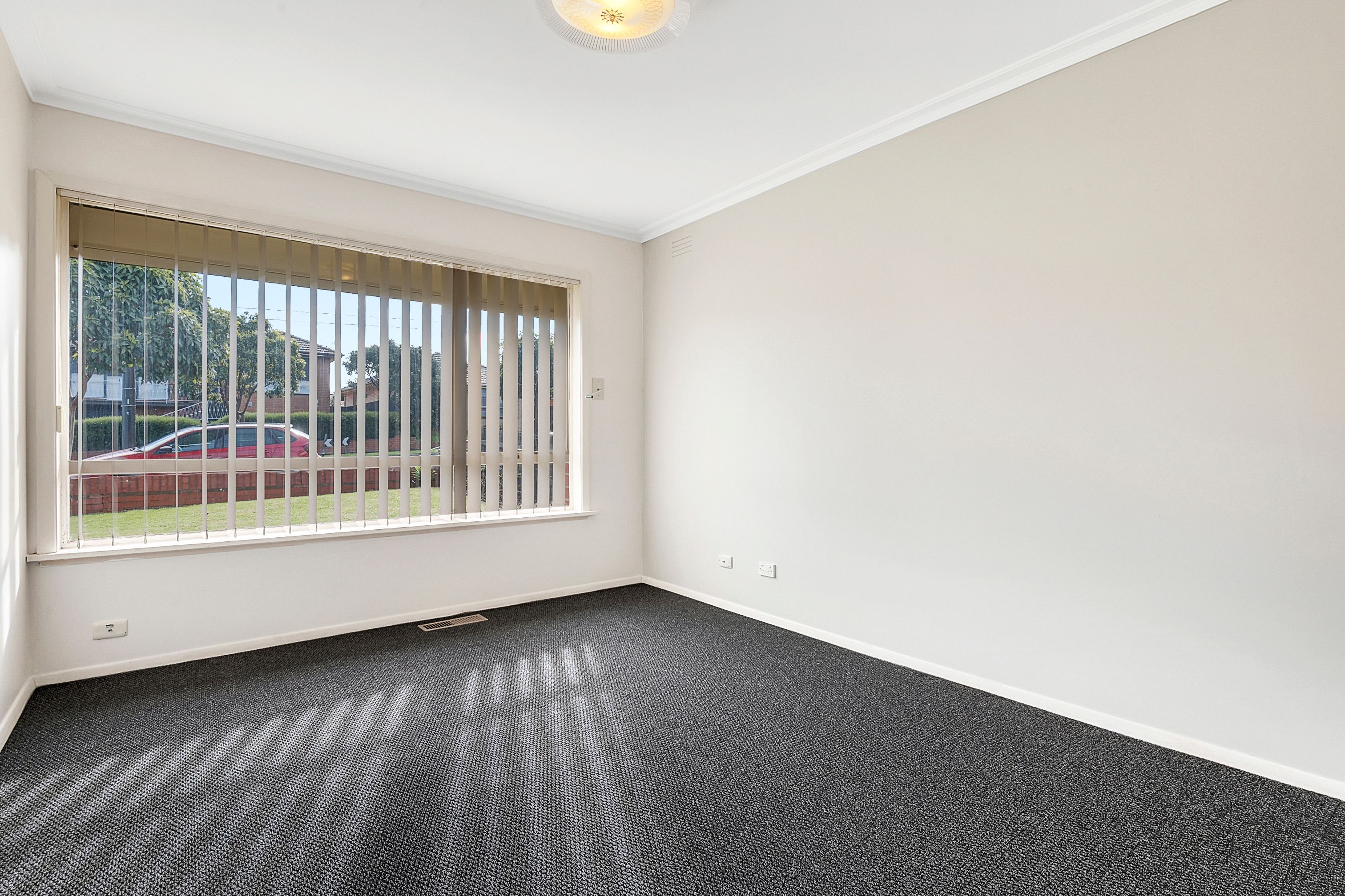 129 Dunne Street — photo 10 of 15