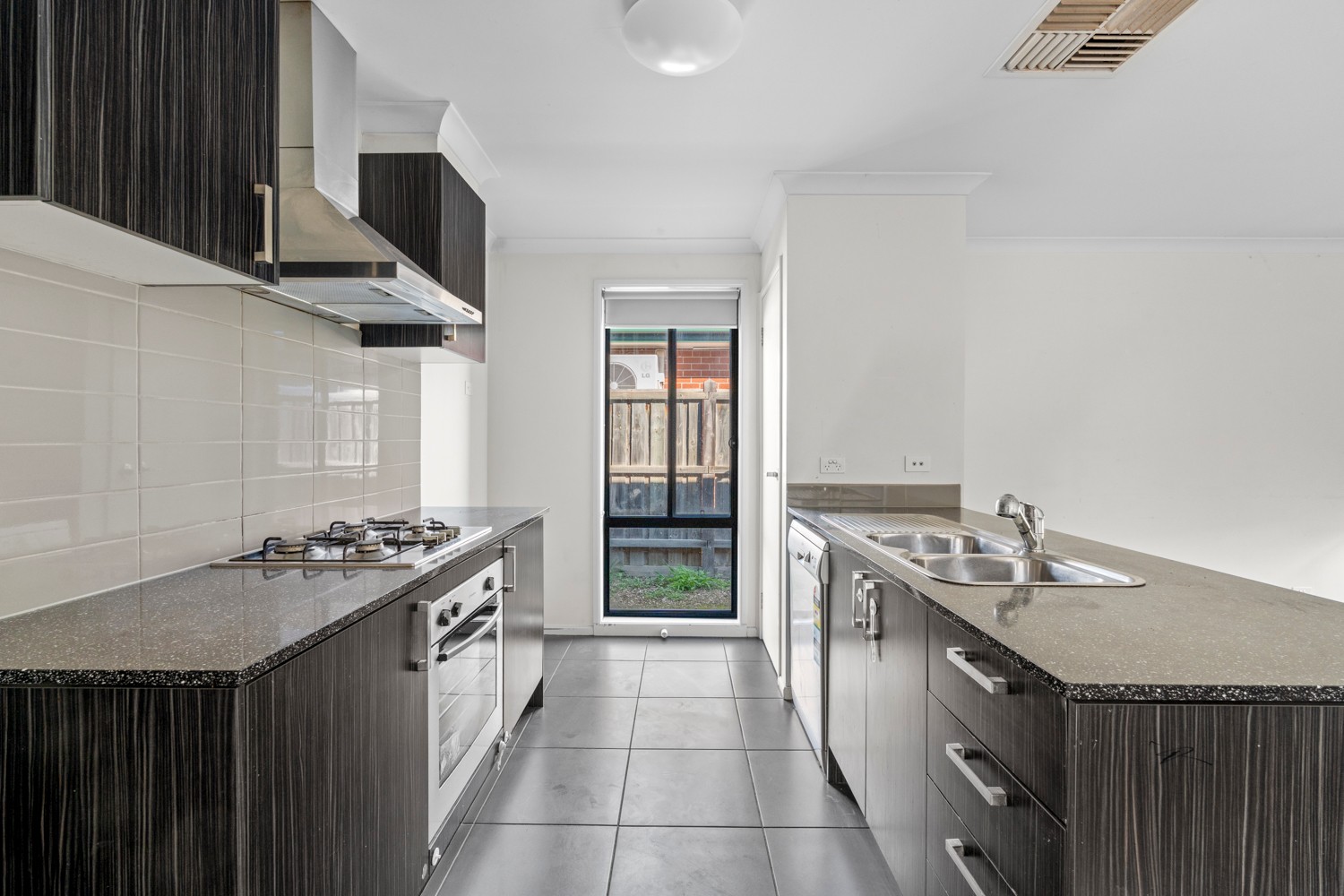 869 Edgars Road, Epping, VIC 3076