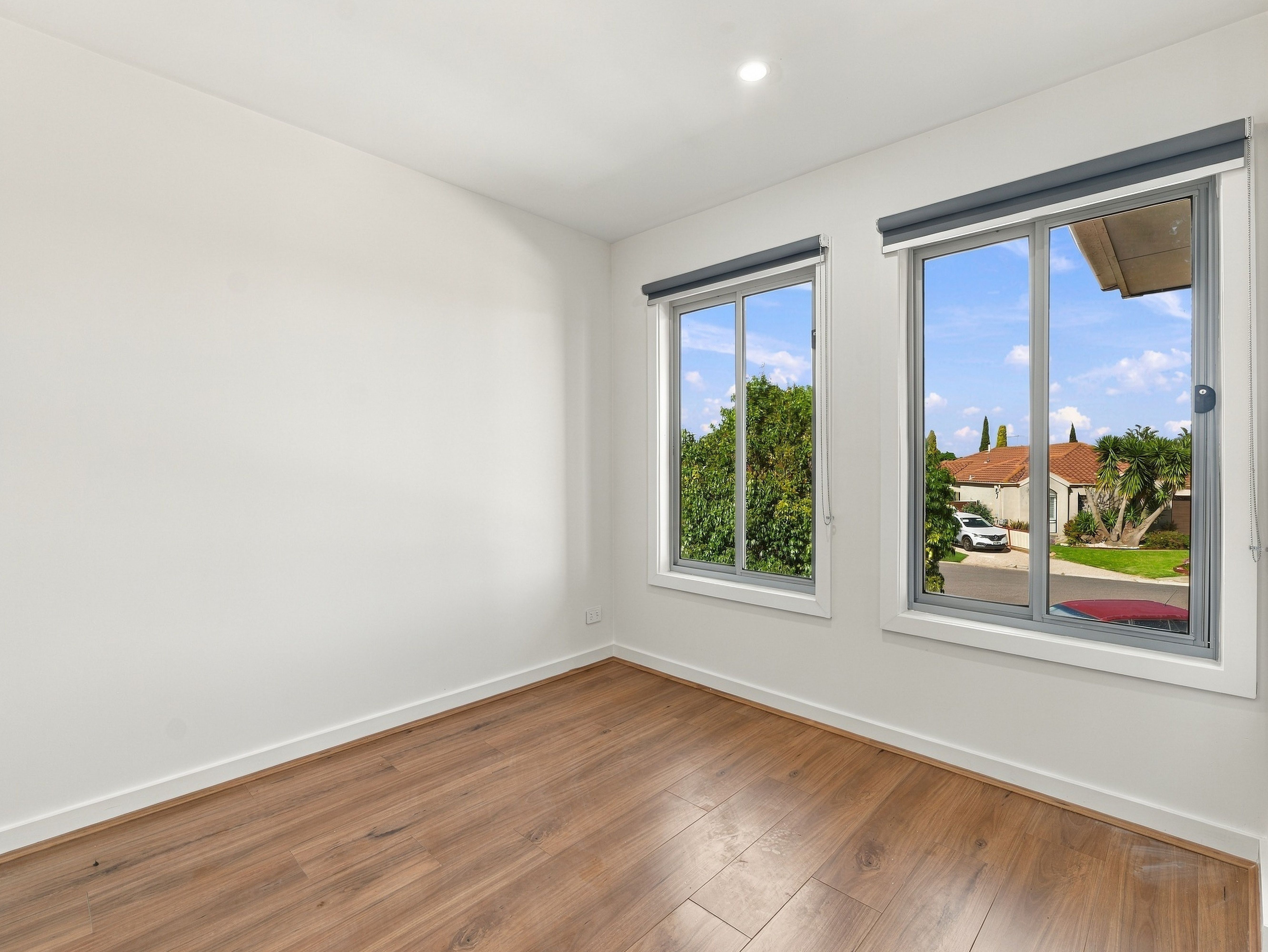 1/10 Davern Court — photo 13 of 27