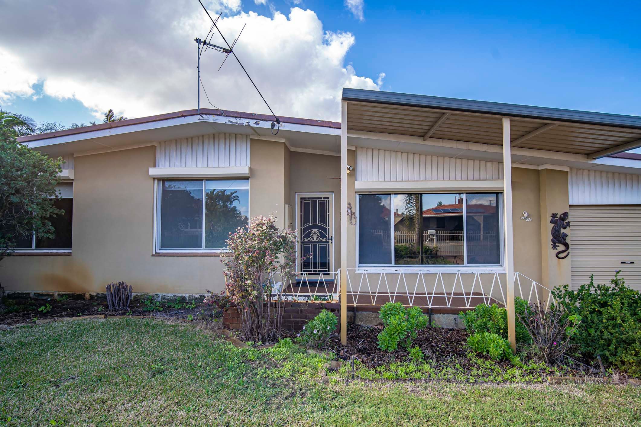 9 Dixon Avenue, Kewdale, WA 6105