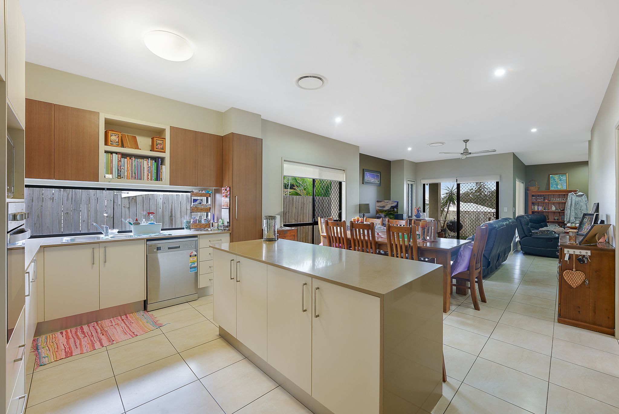 18 Duporth Crescent, Dakabin, QLD 4503