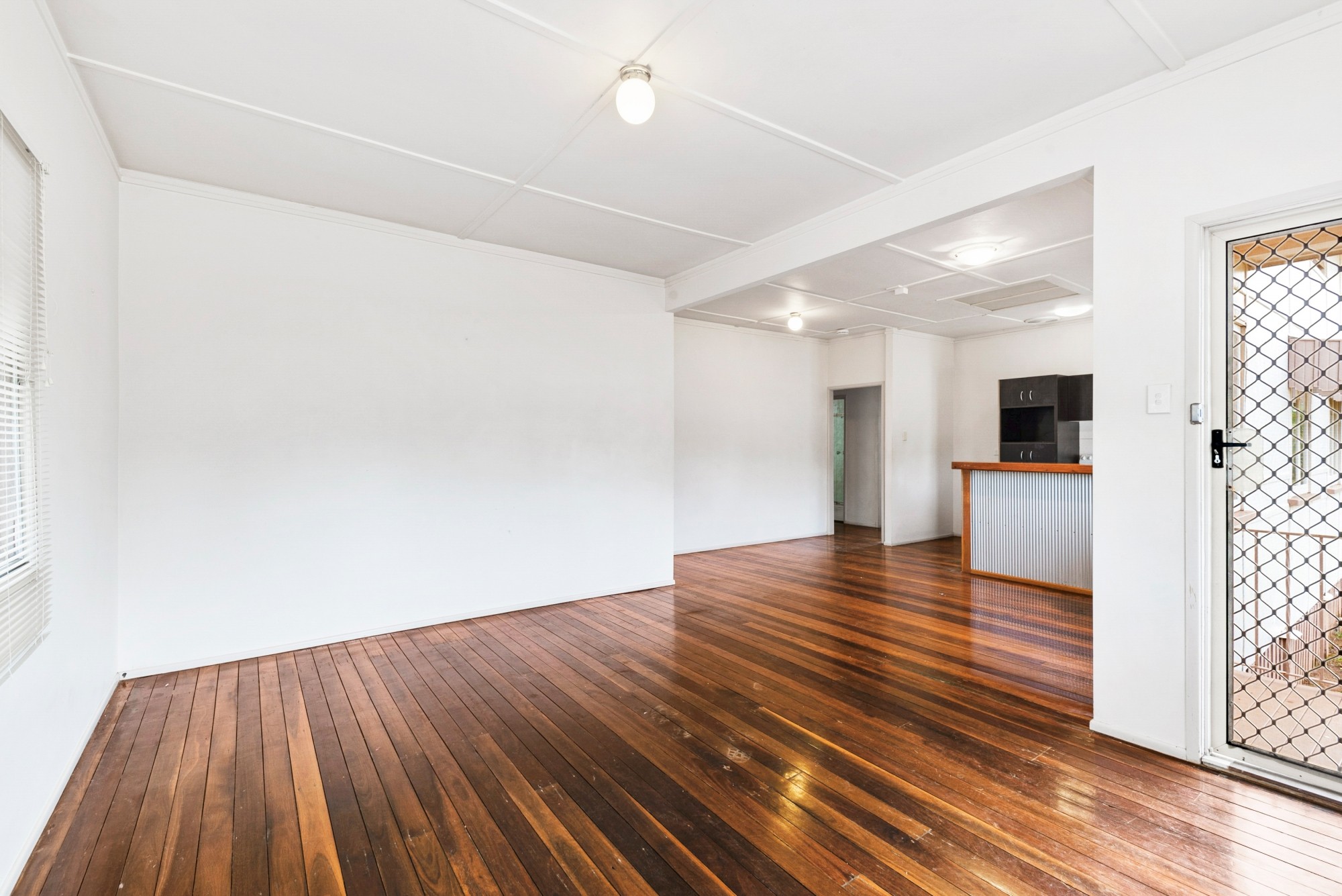 21 The Crescent, Kallangur, QLD 4503