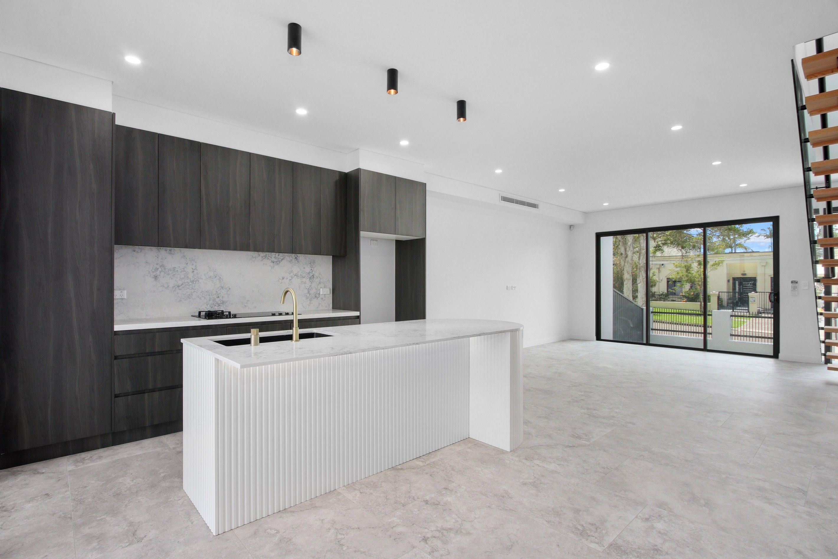 2/98 Evelyn Street, Sylvania, NSW 2224
