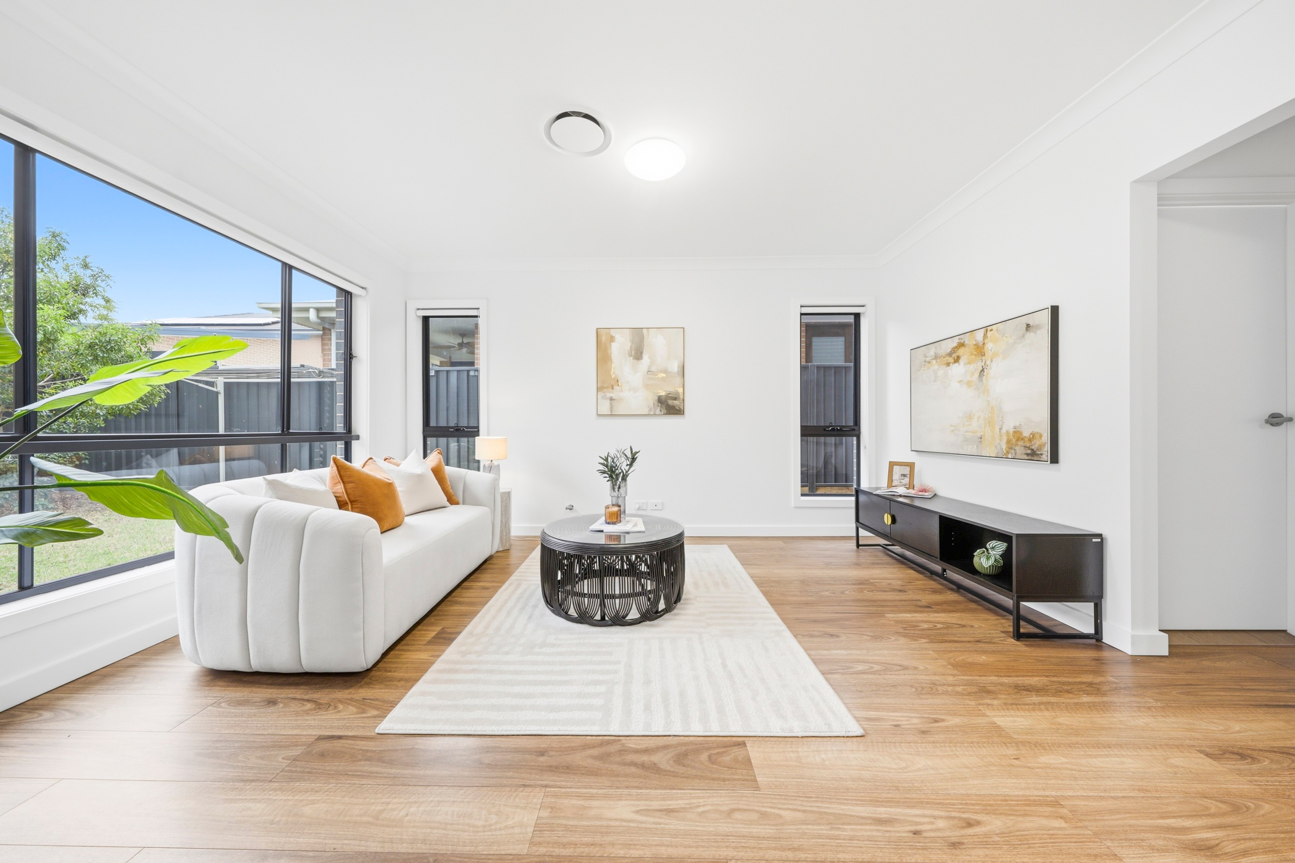 12 Nammoona Road, Colebee, NSW 2761