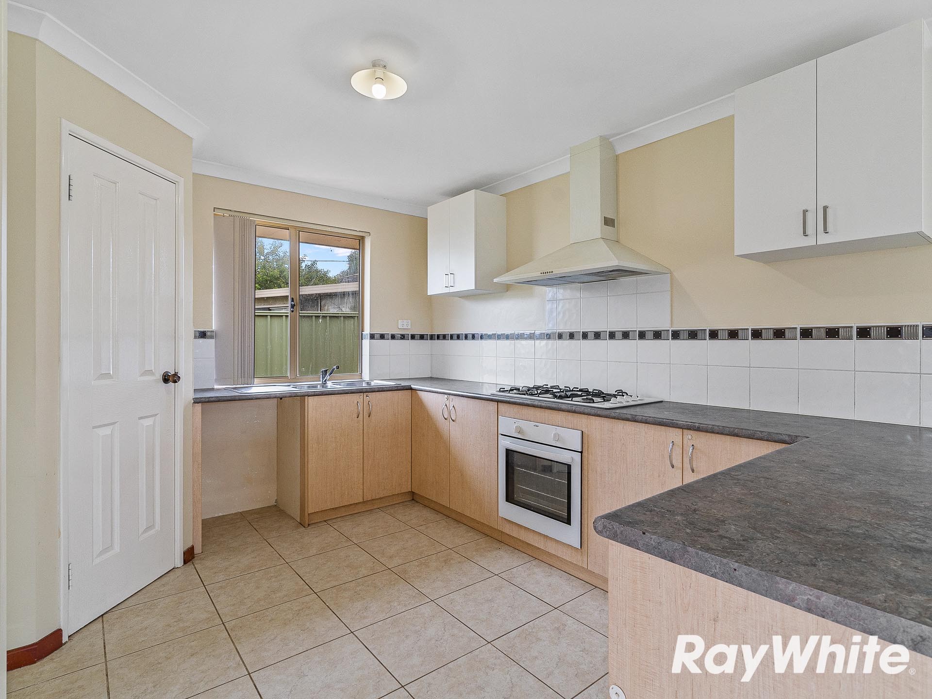 1A Brooking Road, Coodanup, WA 6210