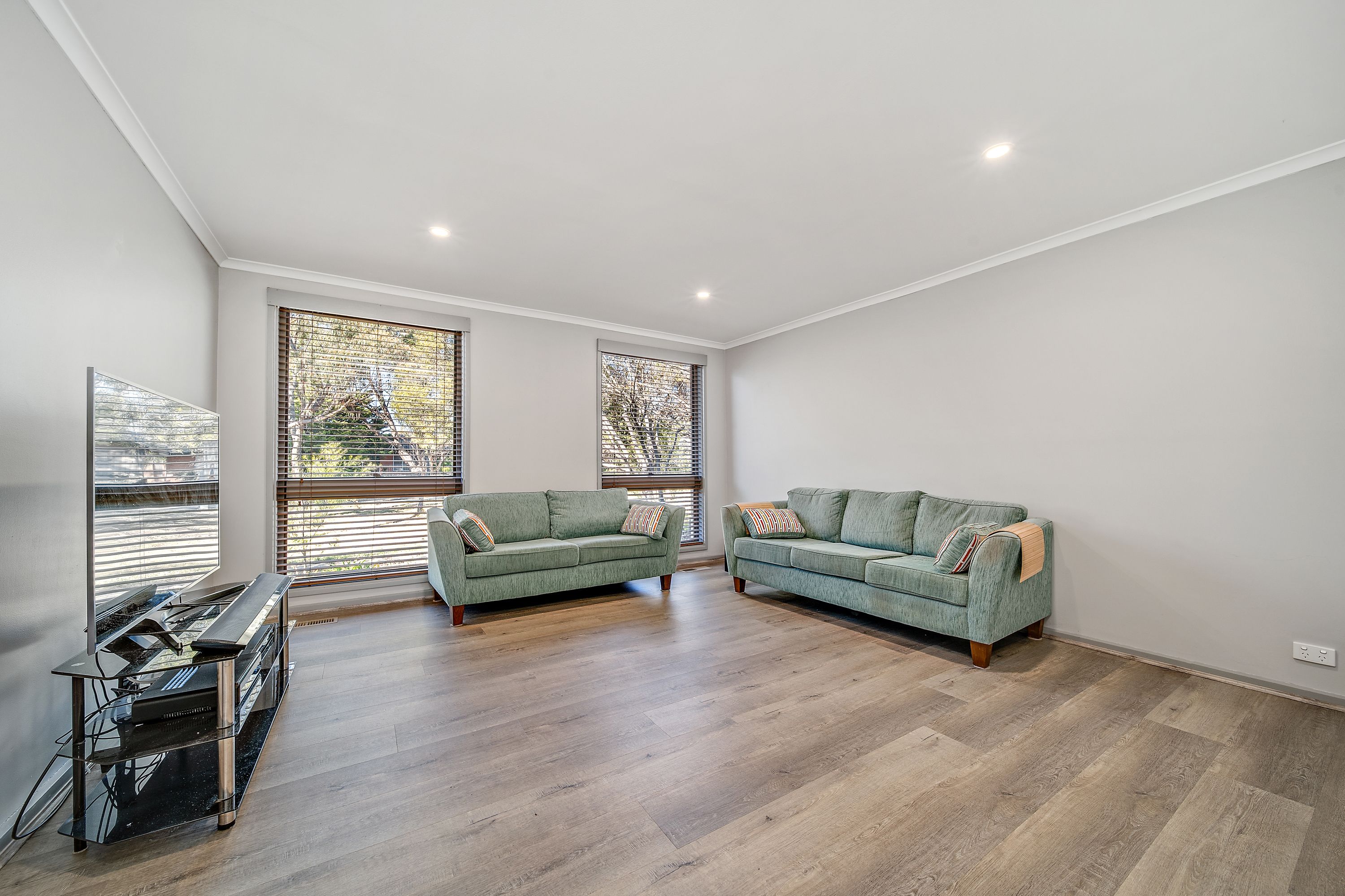 8 Keeling Place, Kambah, ACT 2902