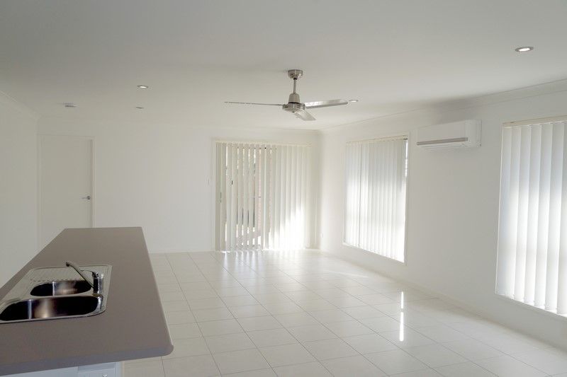 30 Oystercatcher Road, Kirkwood, QLD 4680