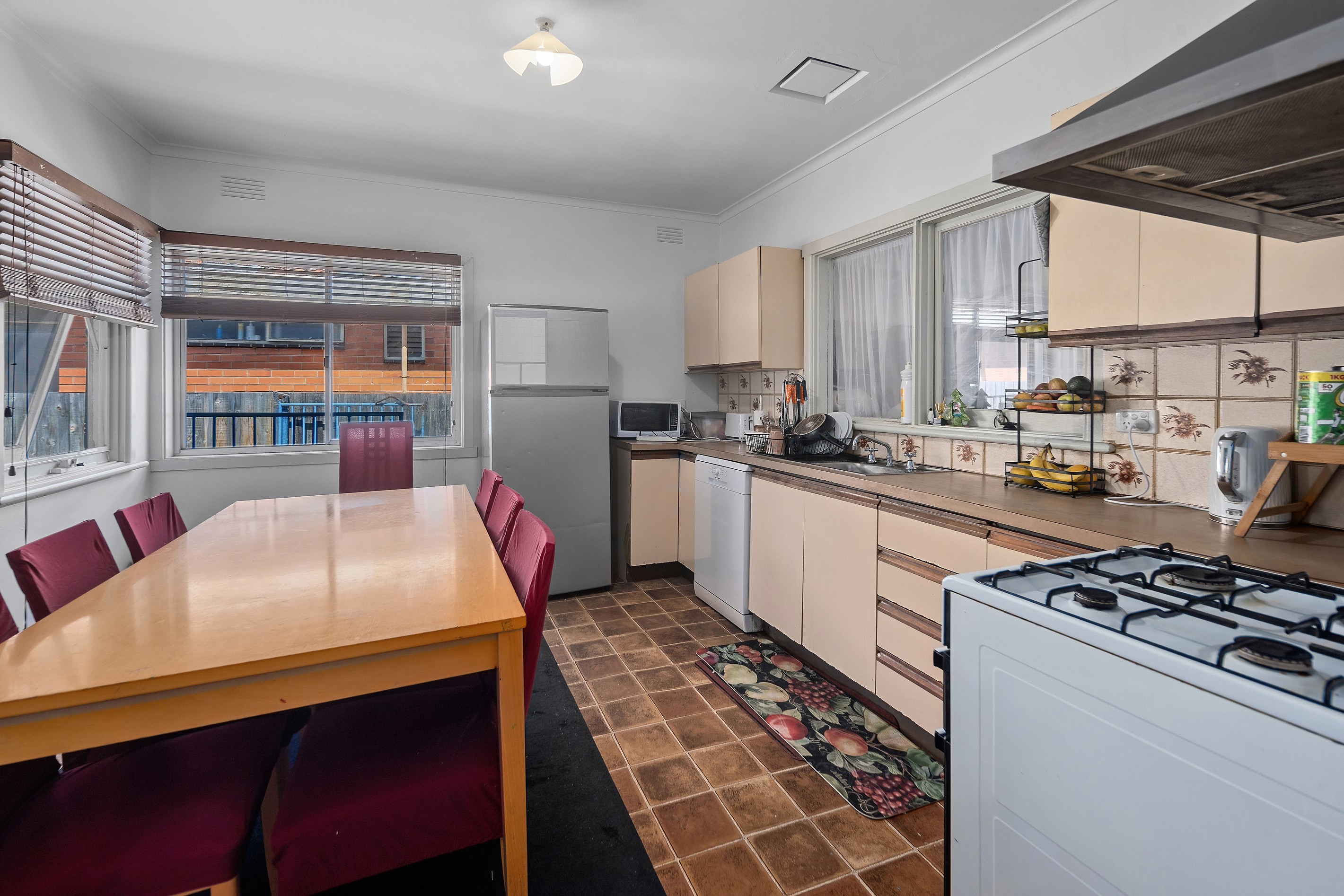 19 Larch Street, Thomastown, VIC 3074