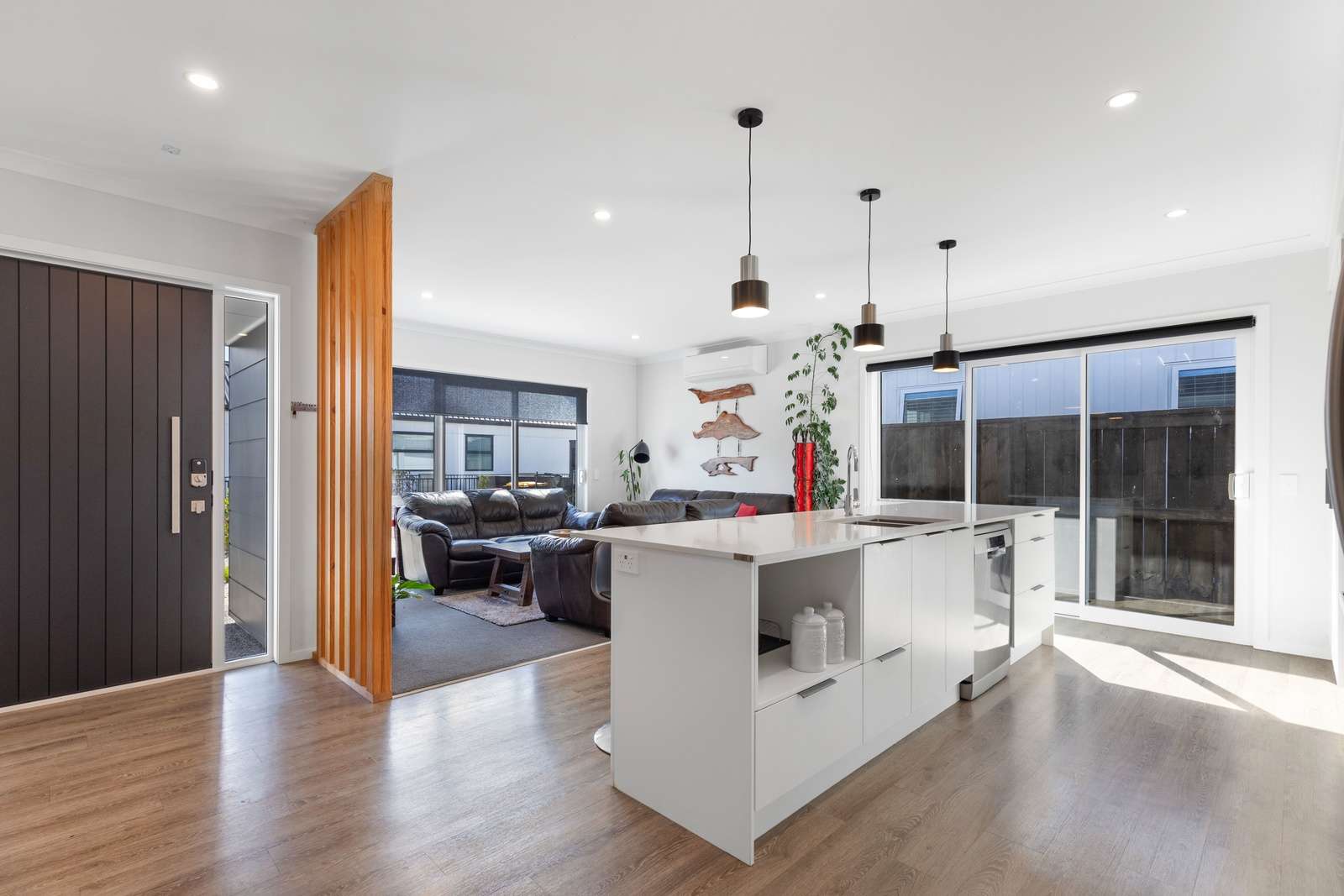 3 Manaia Place photo 7