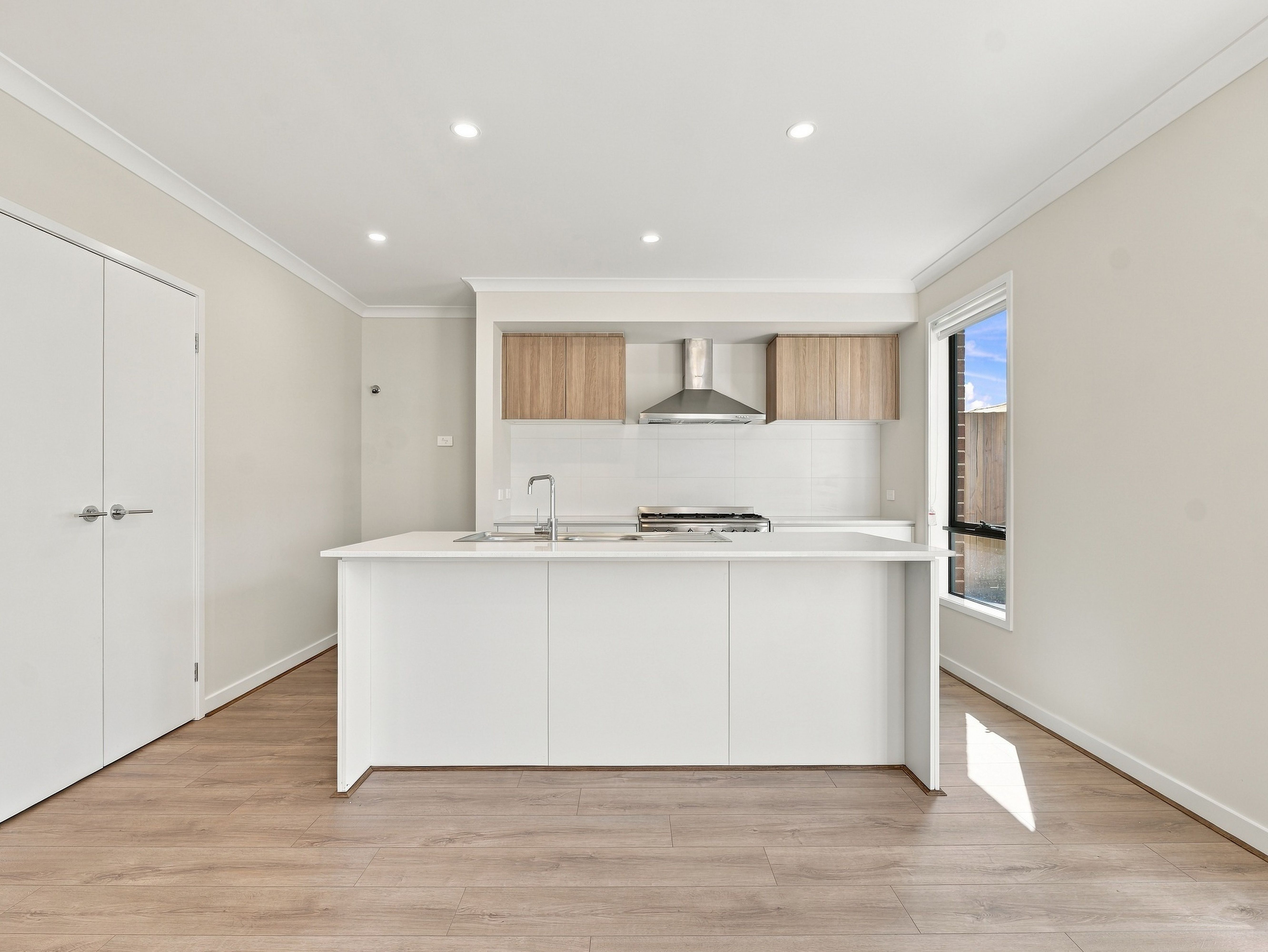 170 Brightvale Boulevard — photo 4 of 23