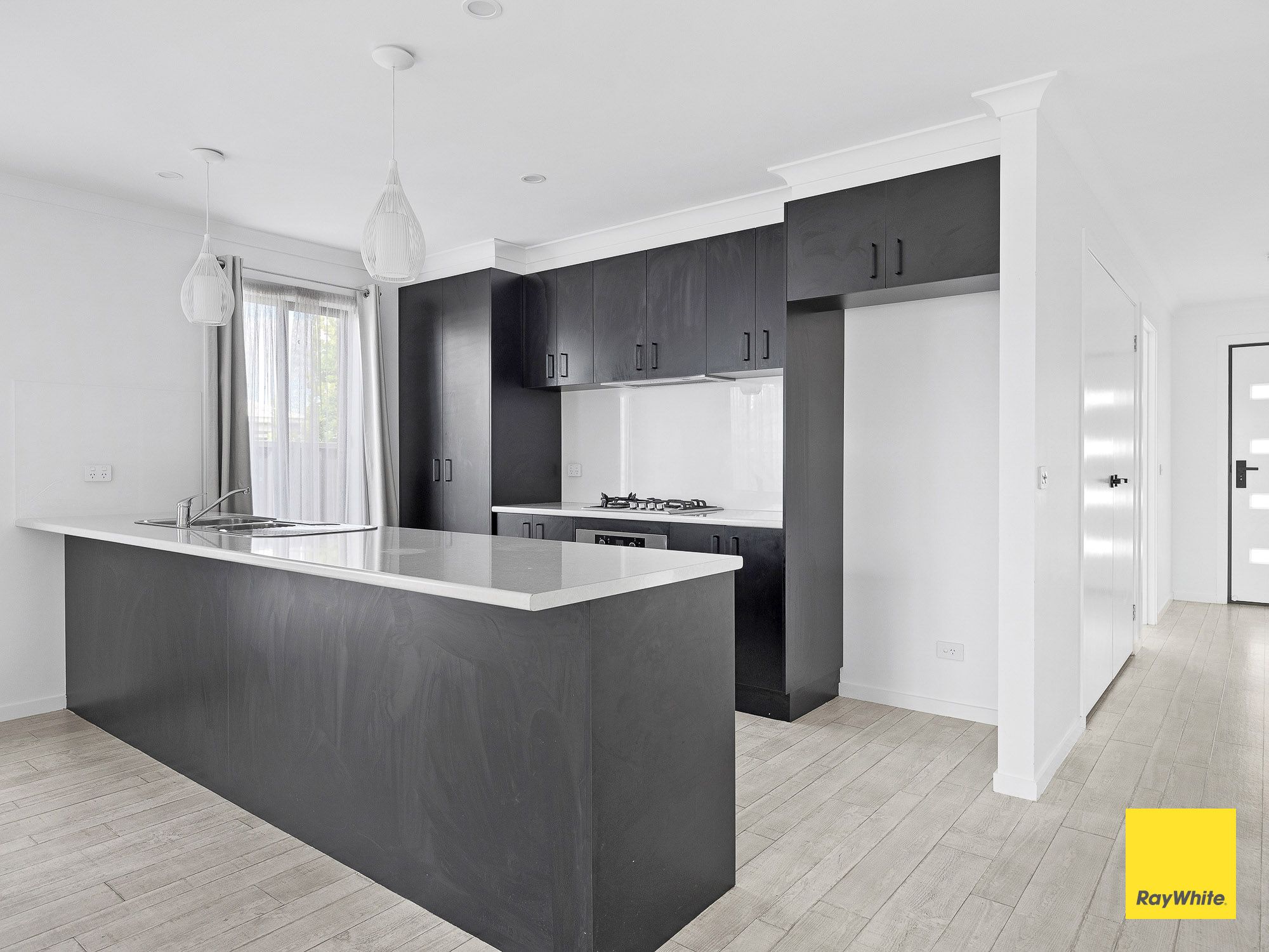4 Heysen Way — photo 3 of 6