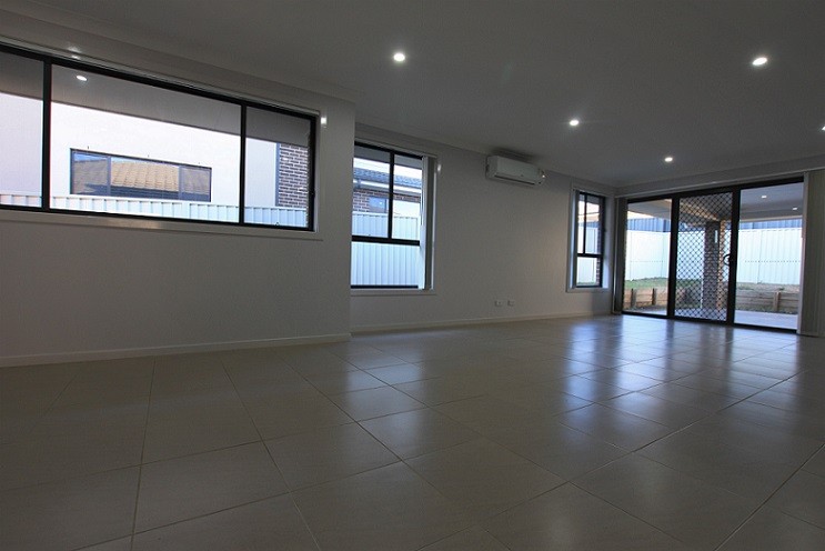 39 Larkham Street, Oran Park, NSW 2570