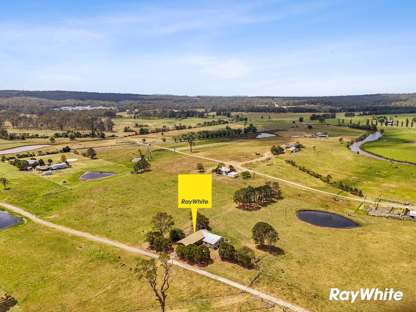 8 Glenduart Grove, Moruya, NSW 2537