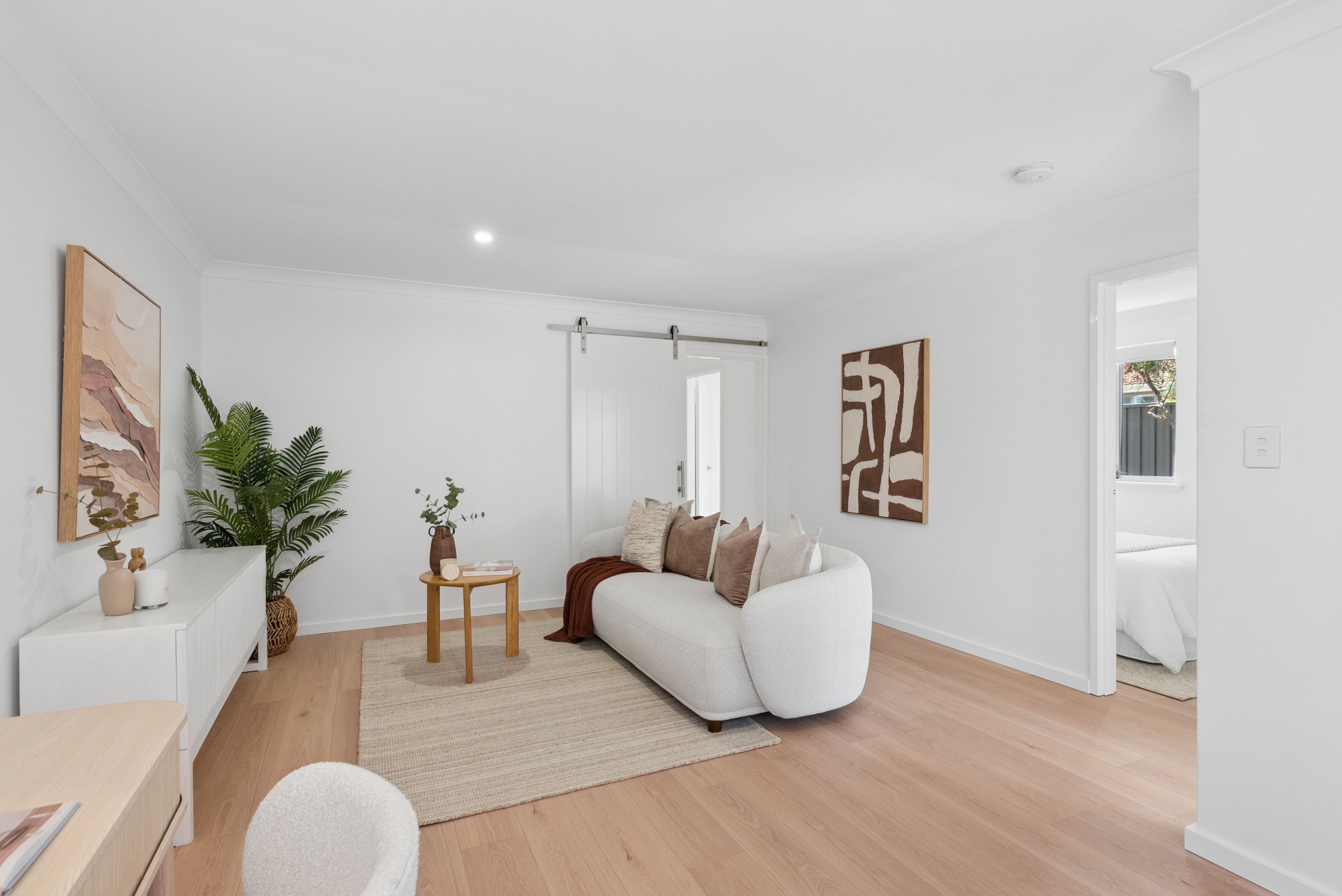 2 Rosewood Heights — photo 4 of 16